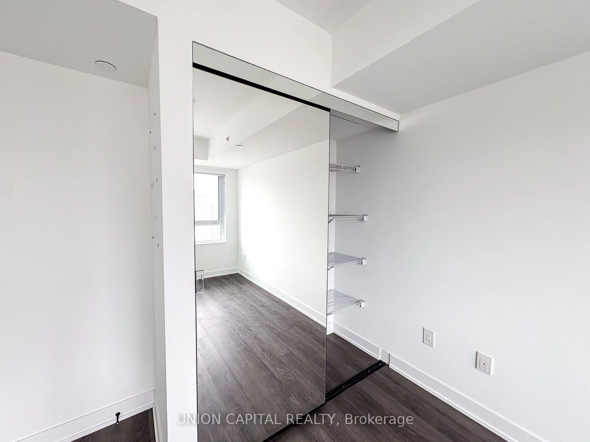 Photo 10 of Unit 1901, 609 Sherbourne Street, Toronto, North St. James Town — HOMEH