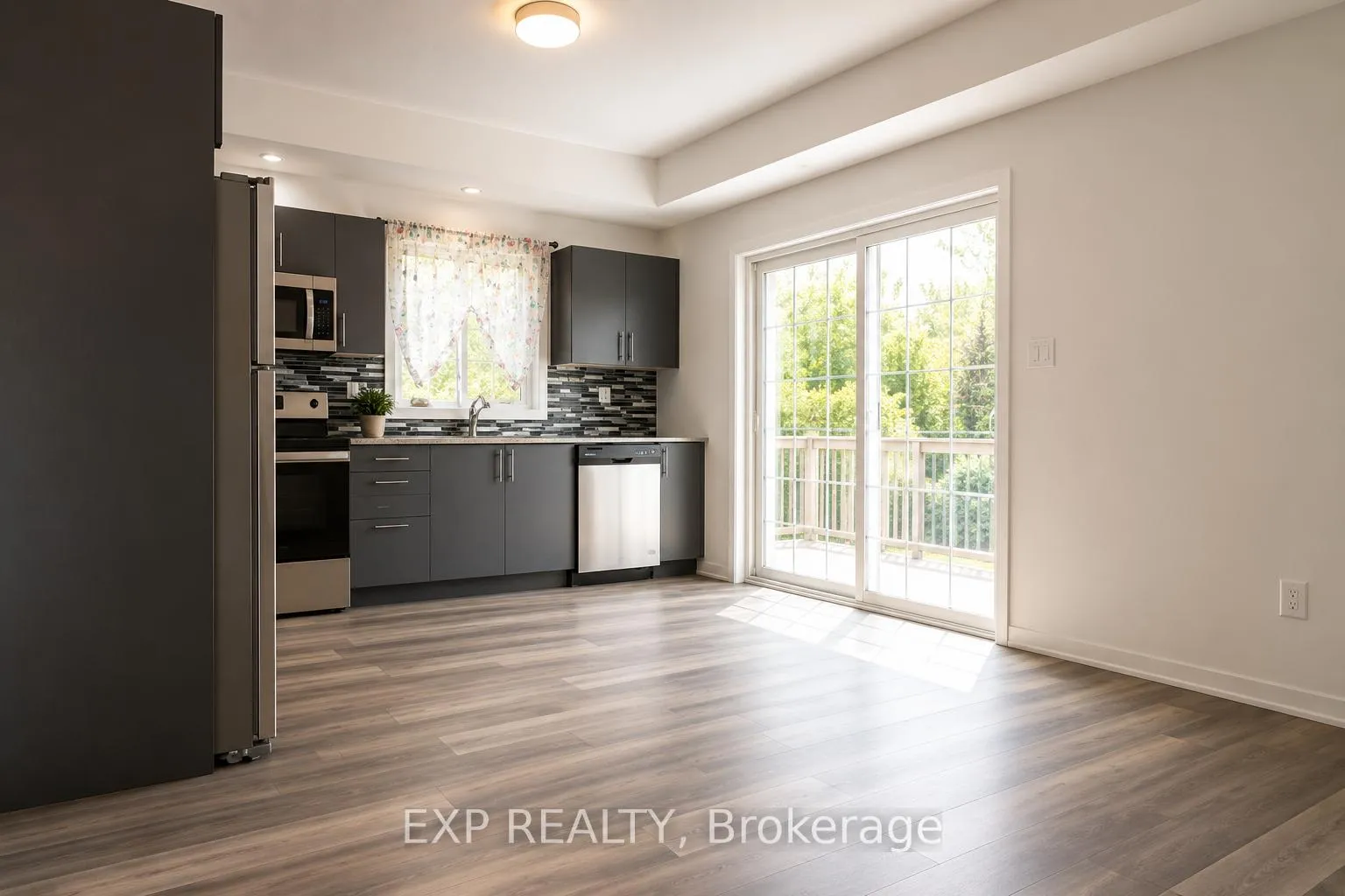 Photo 3 of Unit 40, 205 West Oak Trail, Kitchener, Rosenburg — HOMEH