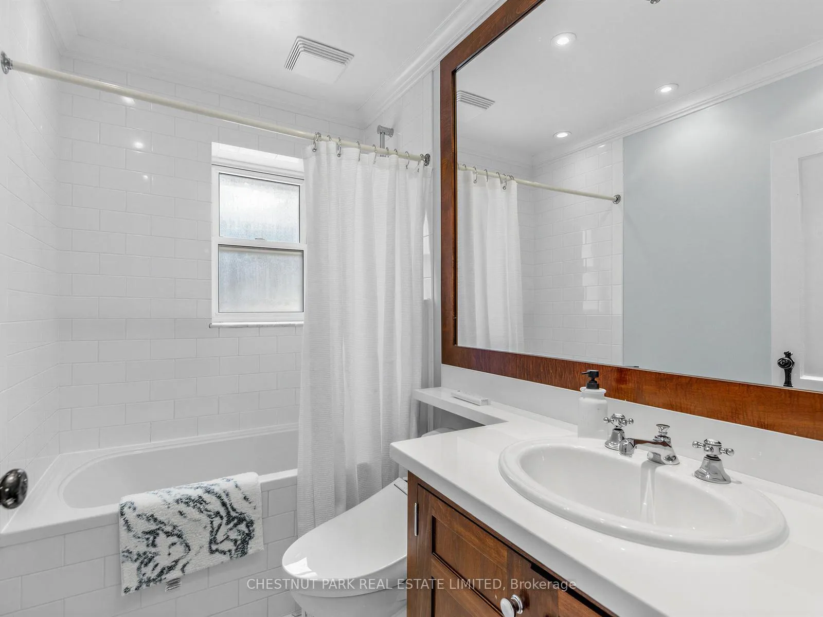 Photo 17 of 303 Belsize Drive, Toronto, Mount Pleasant East — HOMEH