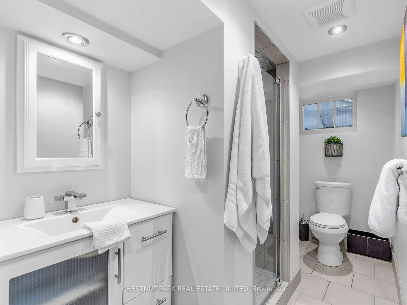 Photo 23 of 303 Belsize Drive, Toronto, Mount Pleasant East — HOMEH