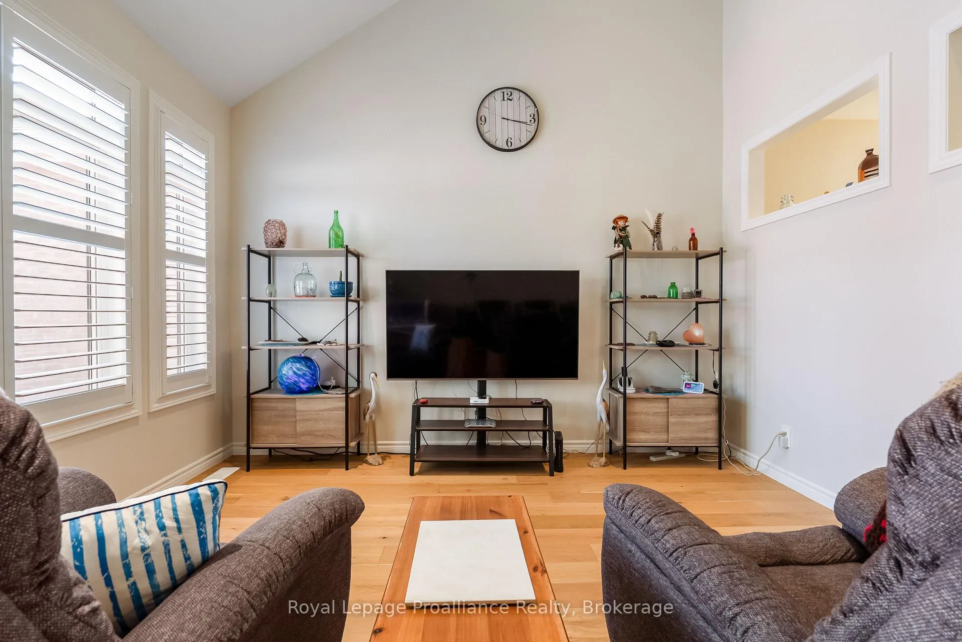 Photo 13 of 66 Riverstone Way, Belleville, Thurlow Ward — HOMEH