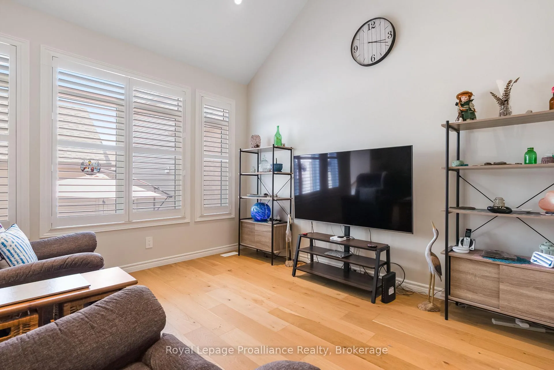 Photo 15 of 66 Riverstone Way, Belleville, Thurlow Ward — HOMEH