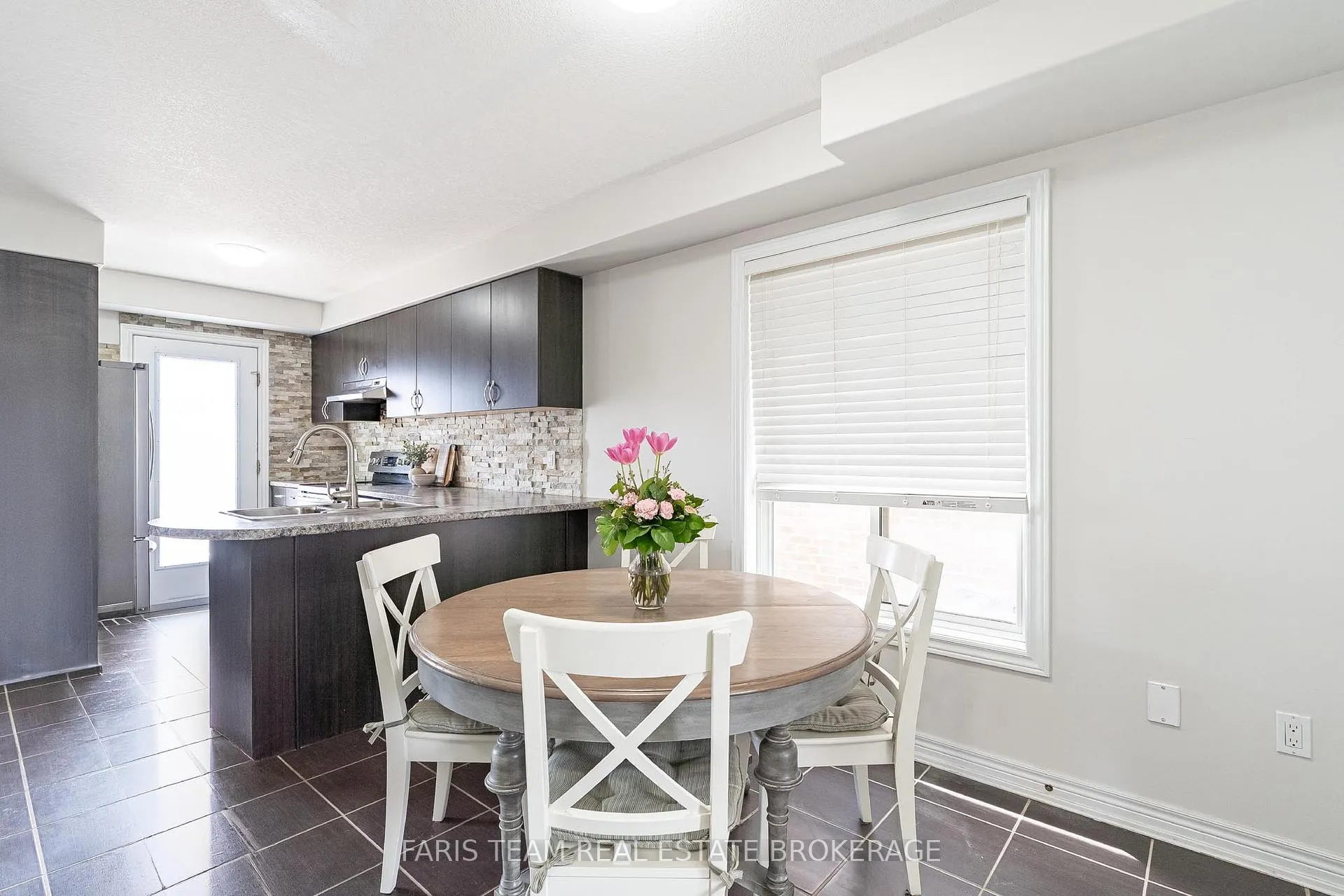 Photo 10 of 104 Banting Crescent, Essa, Angus — HOMEH