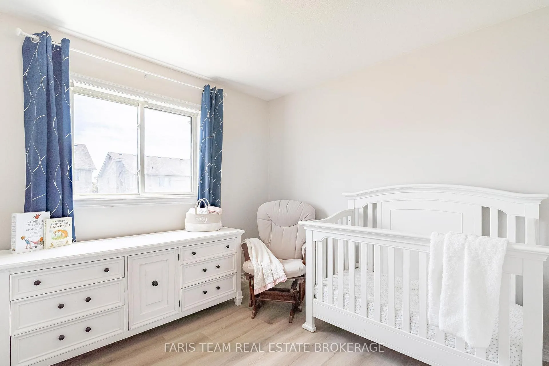 Photo 17 of 104 Banting Crescent, Essa, Angus — HOMEH