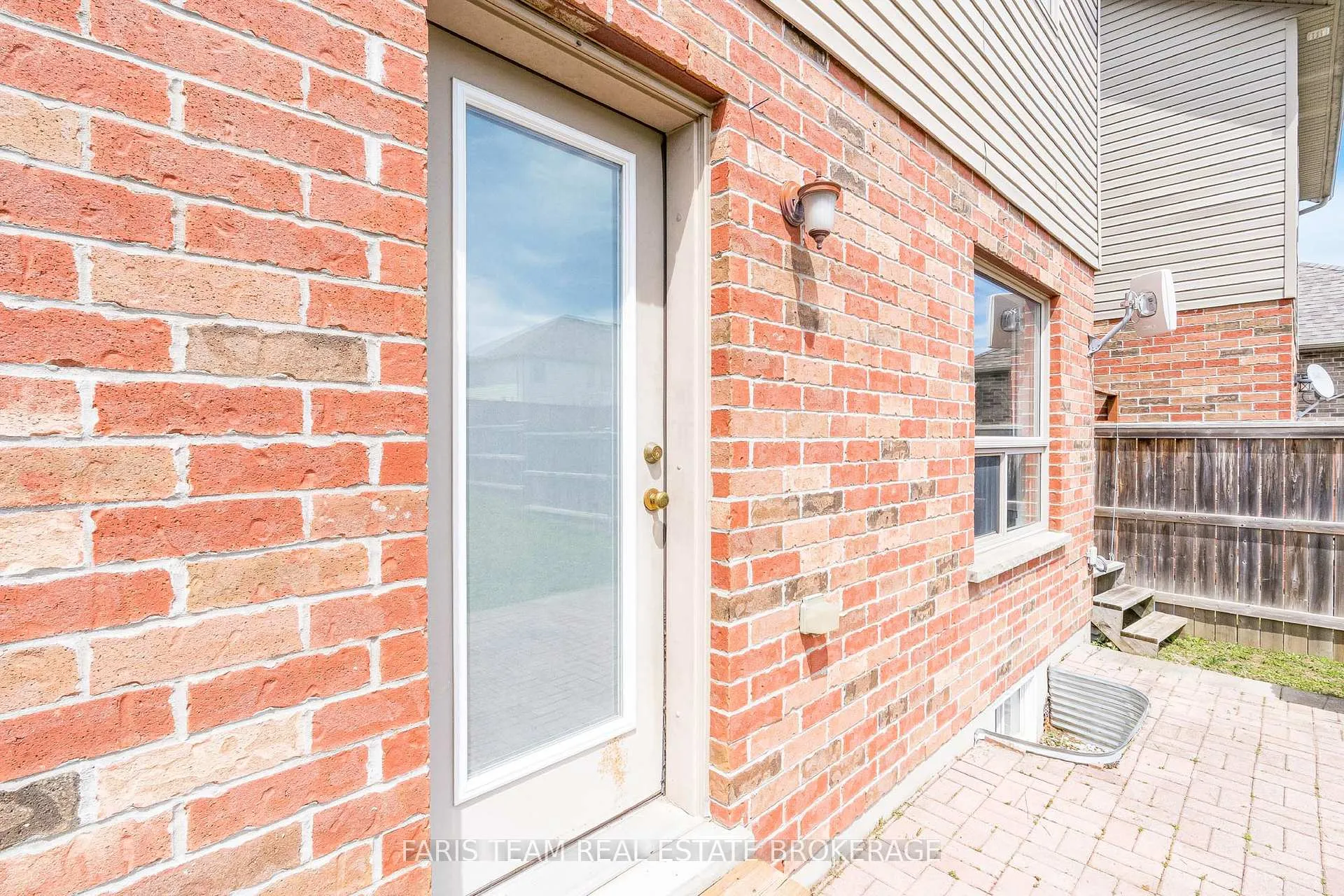 Photo 22 of 104 Banting Crescent, Essa, Angus — HOMEH