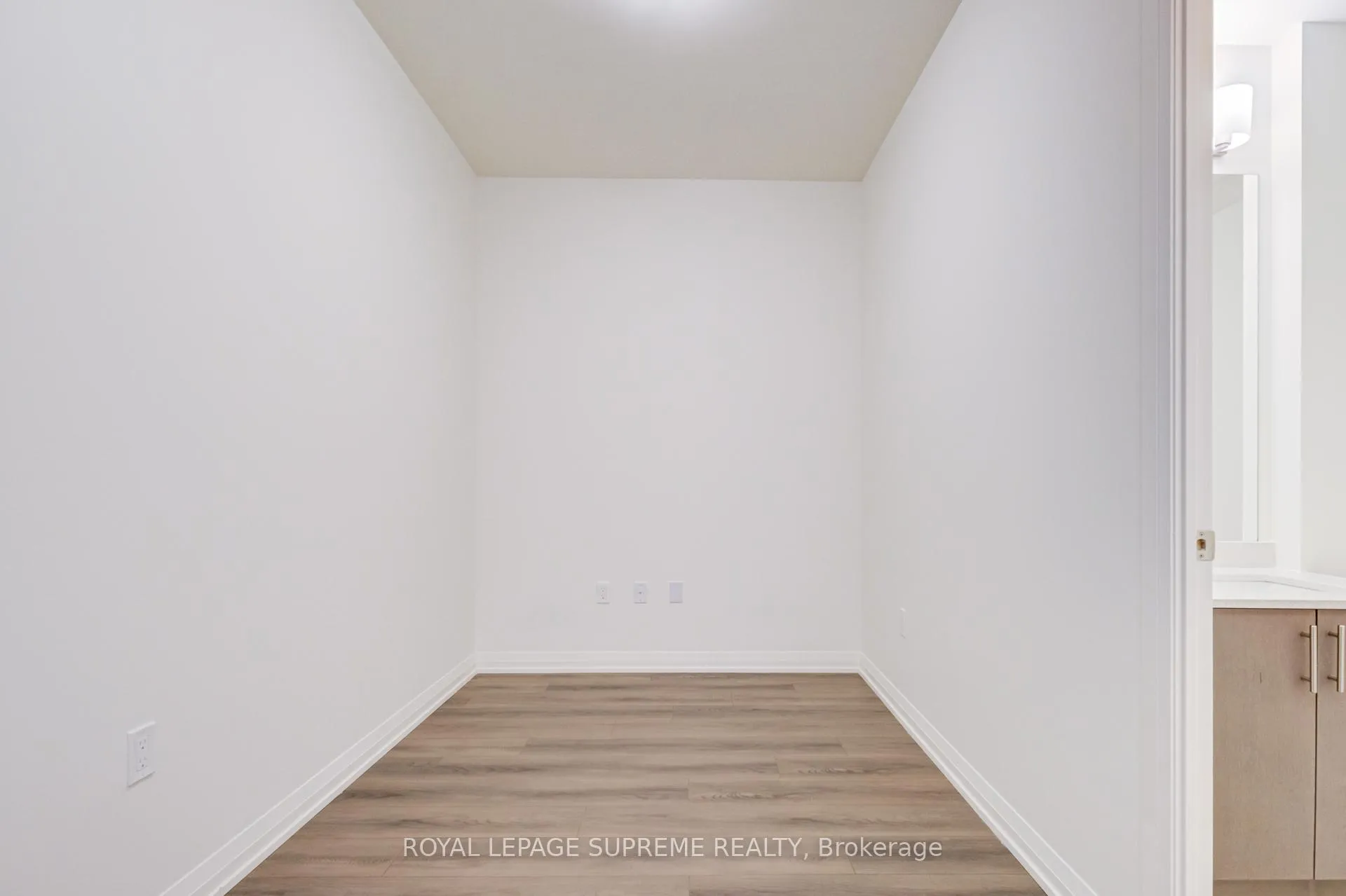 Photo 10 of Unit 1407, 9000 Jane Street, Vaughan, Vellore Village — HOMEH
