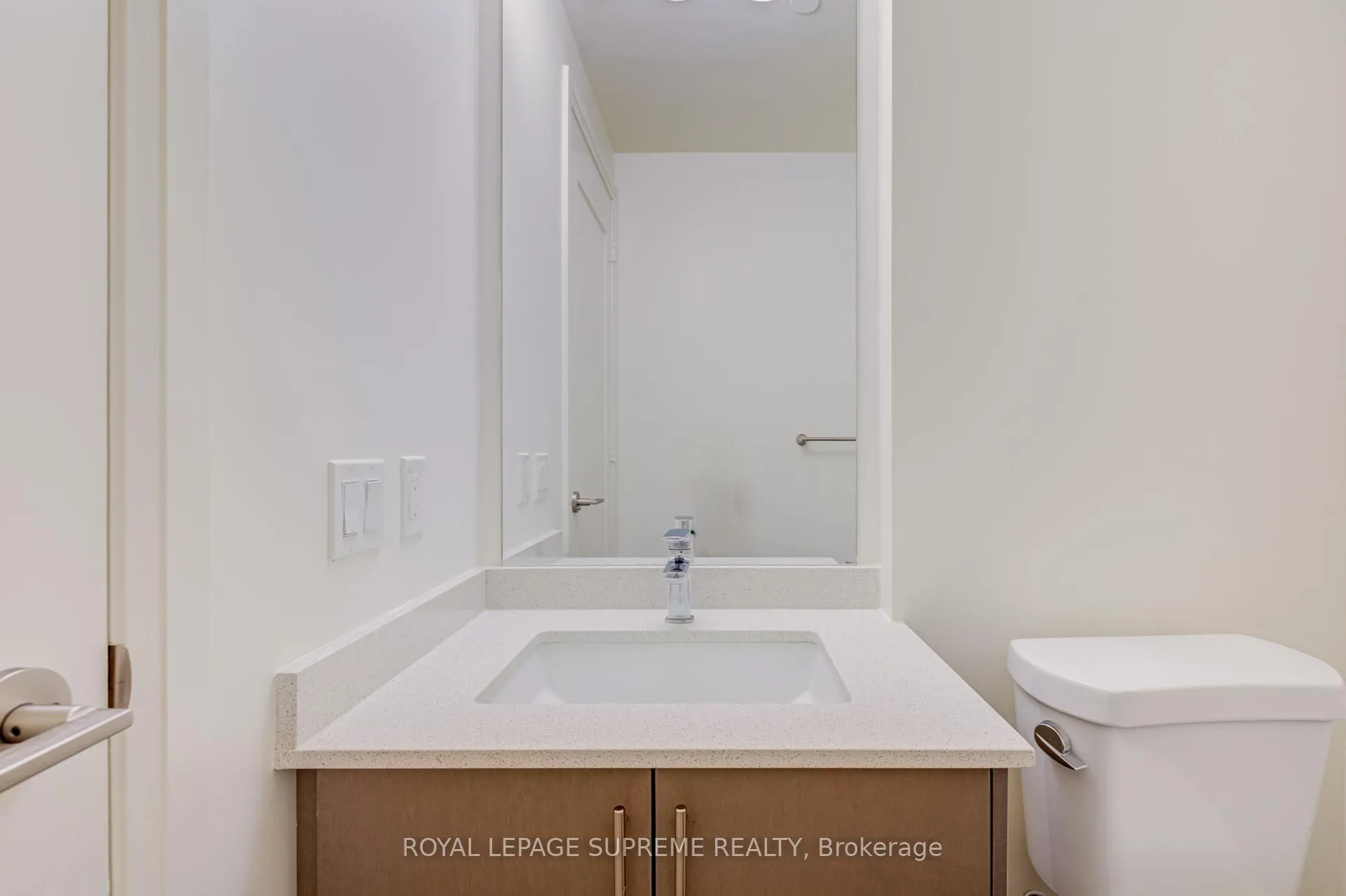 Photo 12 of Unit 1407, 9000 Jane Street, Vaughan, Vellore Village — HOMEH