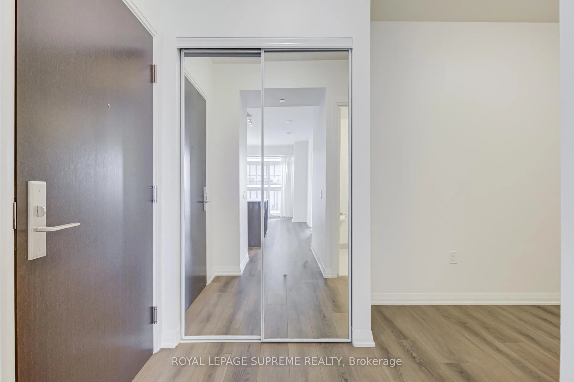 Photo 17 of Unit 1407, 9000 Jane Street, Vaughan, Vellore Village — HOMEH