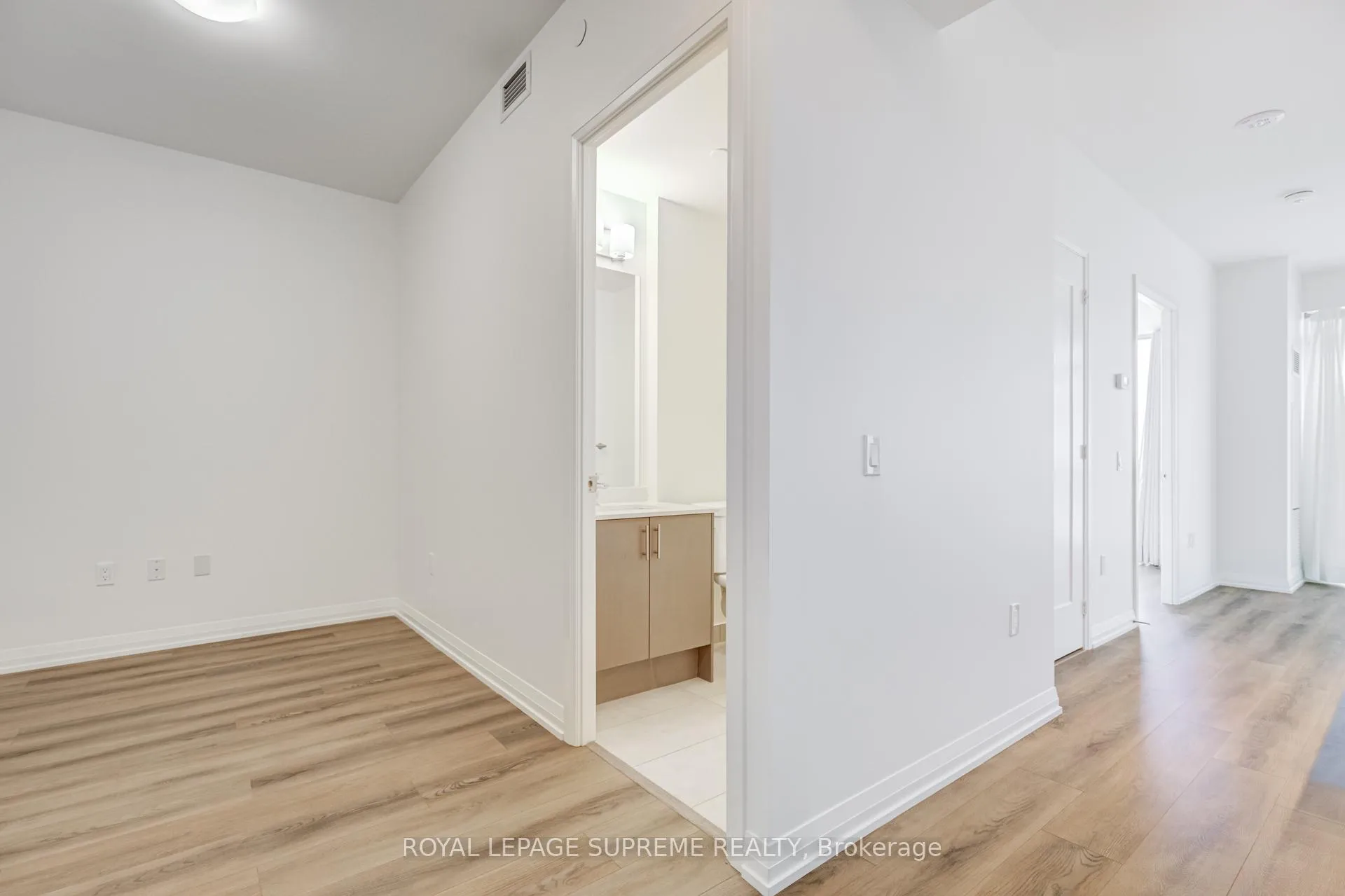 Photo 18 of Unit 1407, 9000 Jane Street, Vaughan, Vellore Village — HOMEH