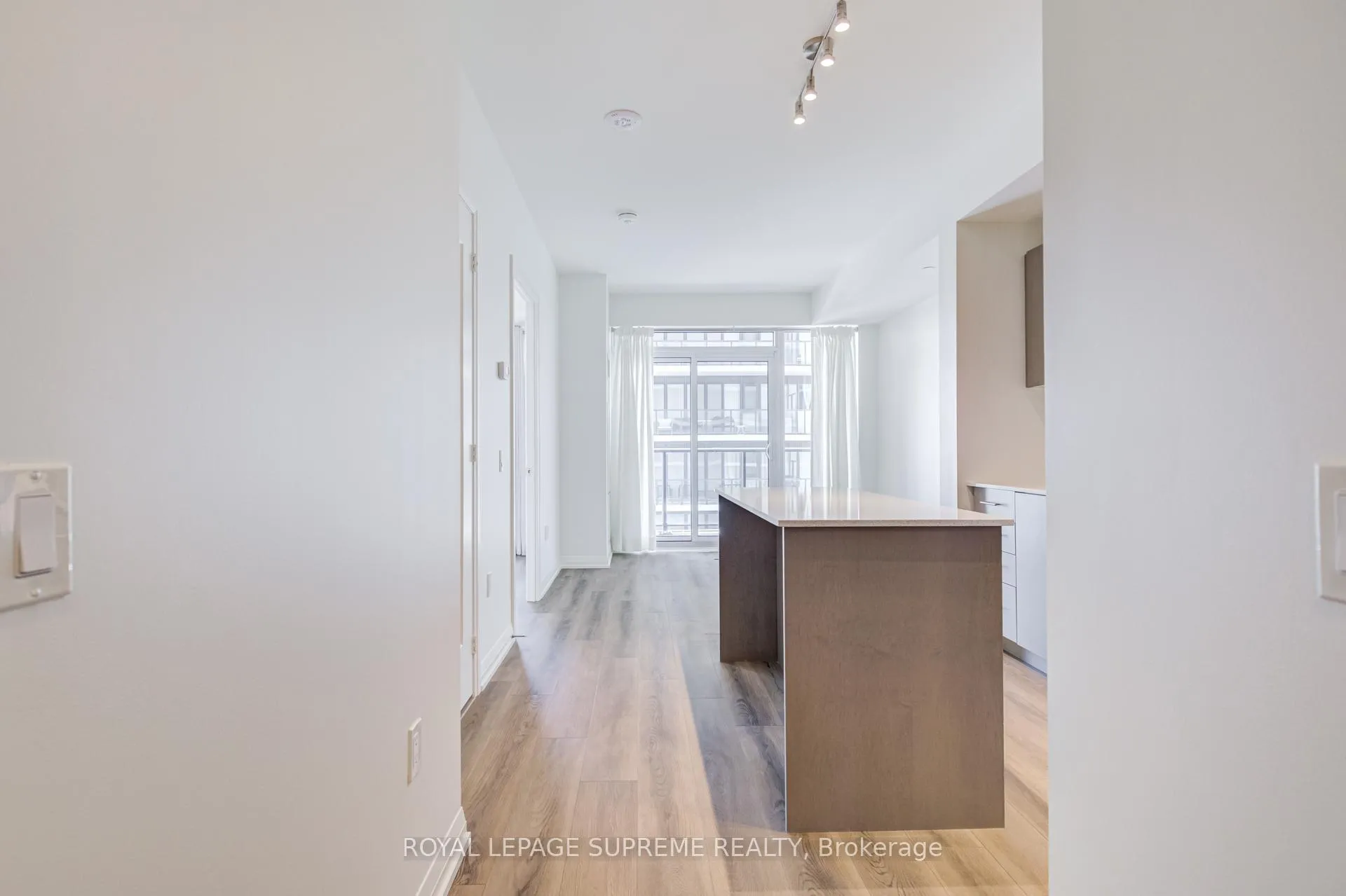 Photo 19 of Unit 1407, 9000 Jane Street, Vaughan, Vellore Village — HOMEH