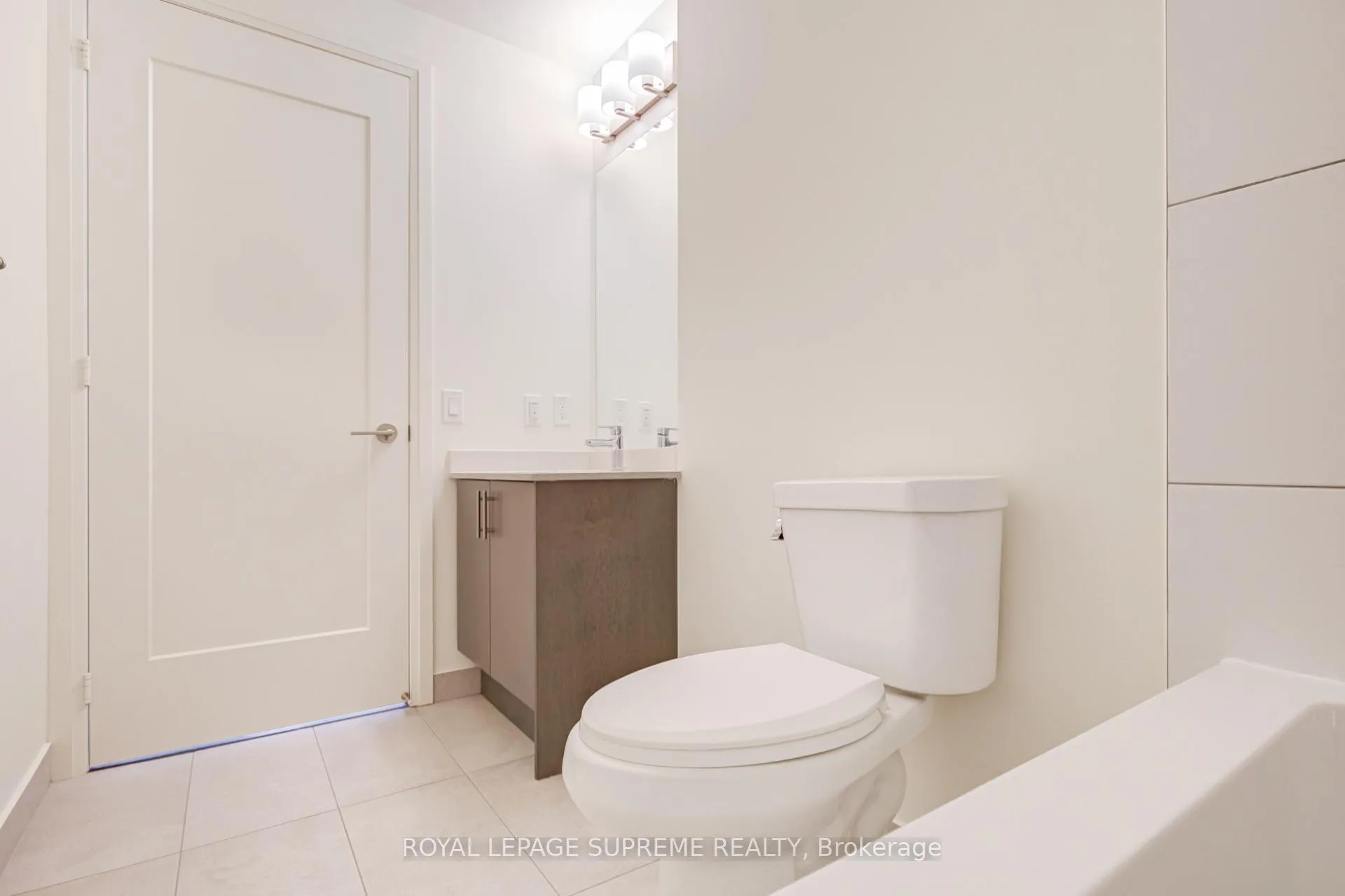 Photo 37 of Unit 1407, 9000 Jane Street, Vaughan, Vellore Village — HOMEH