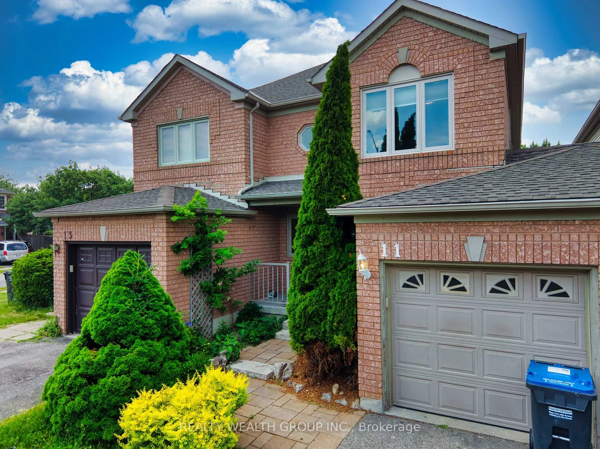 Front of 11 Birchcliffe Drive