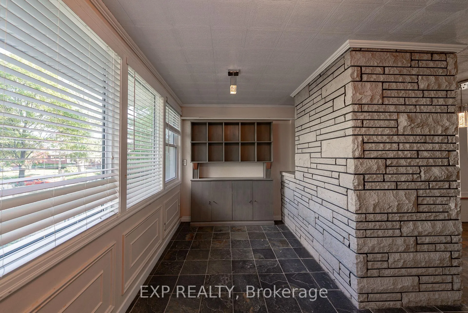 Photo 13 of 6 Rosemount Drive, Welland, Prince Charles — HOMEH