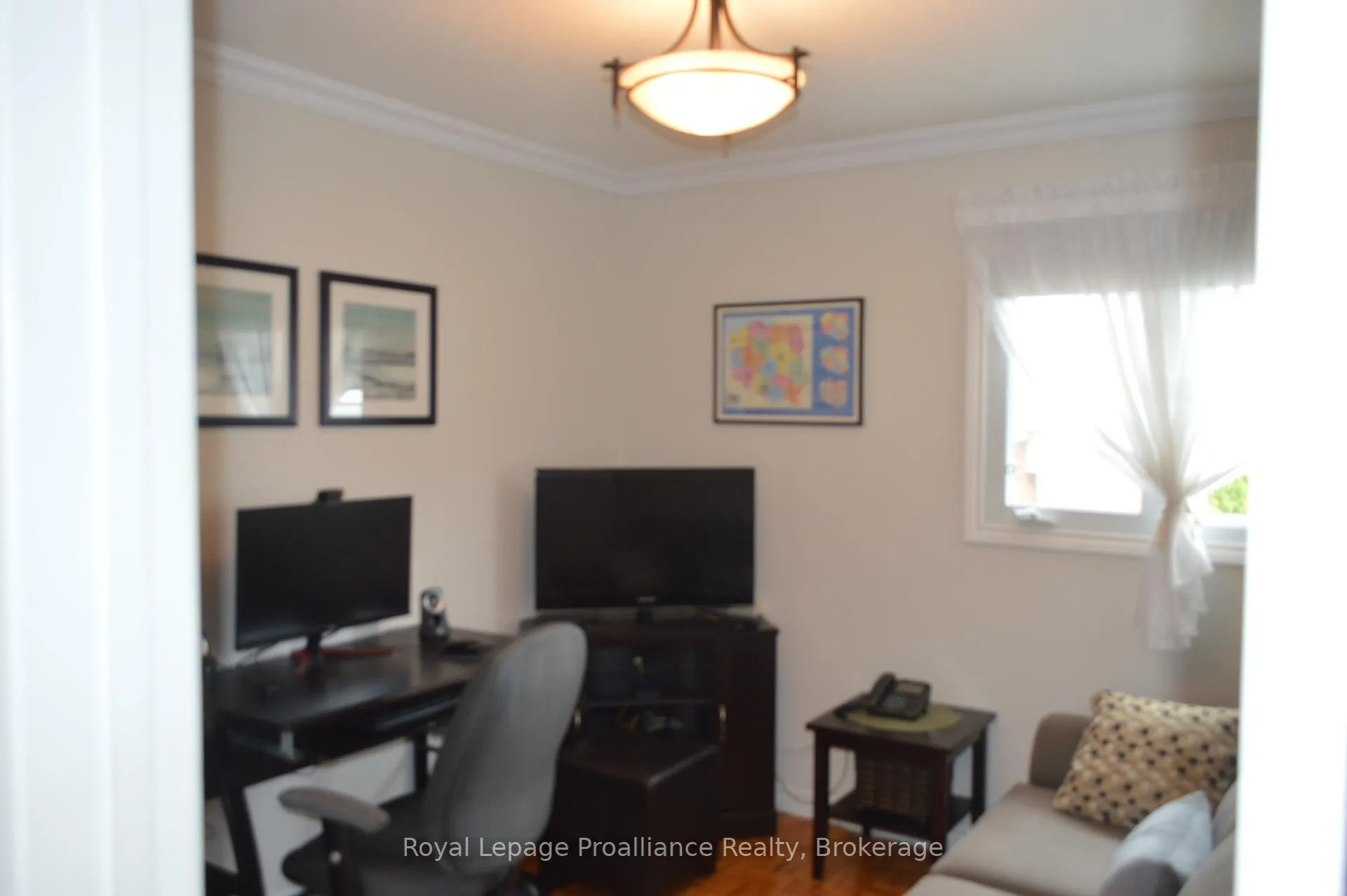 Photo 15 of 9 Austin Street, Quinte West, Trenton Ward — HOMEH