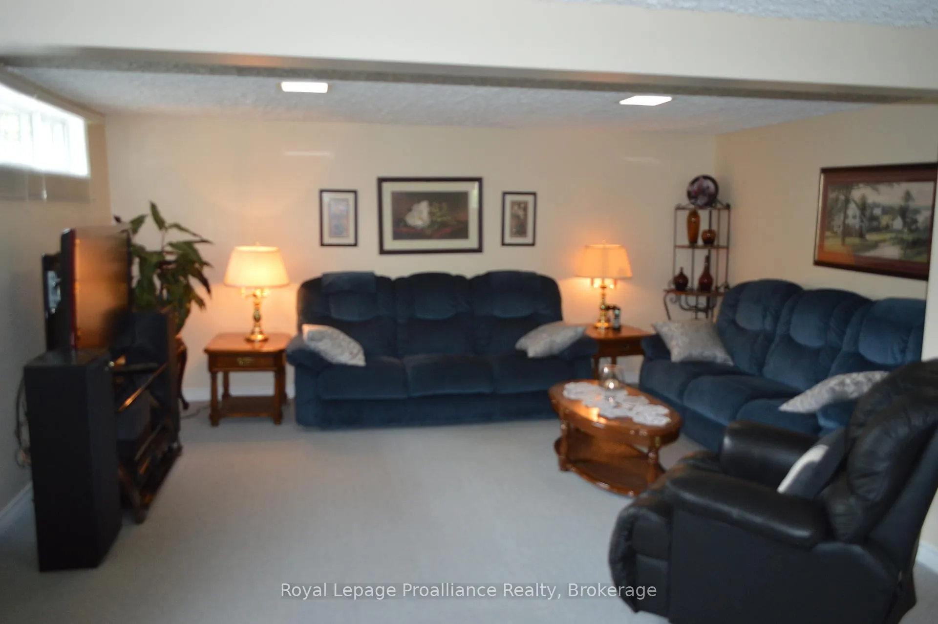 Photo 19 of 9 Austin Street, Quinte West, Trenton Ward — HOMEH
