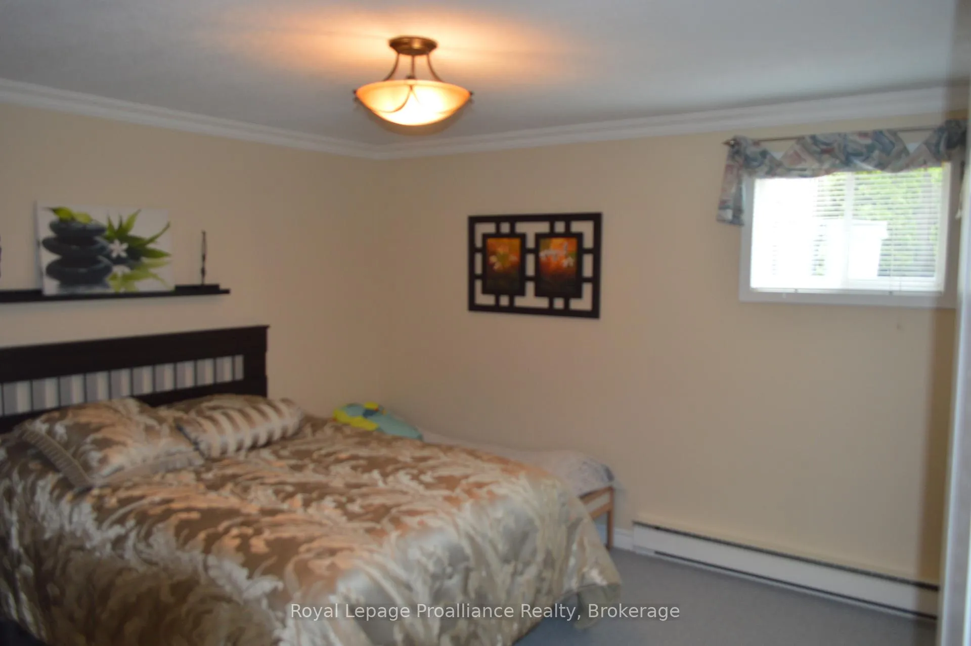 Photo 23 of 9 Austin Street, Quinte West, Trenton Ward — HOMEH