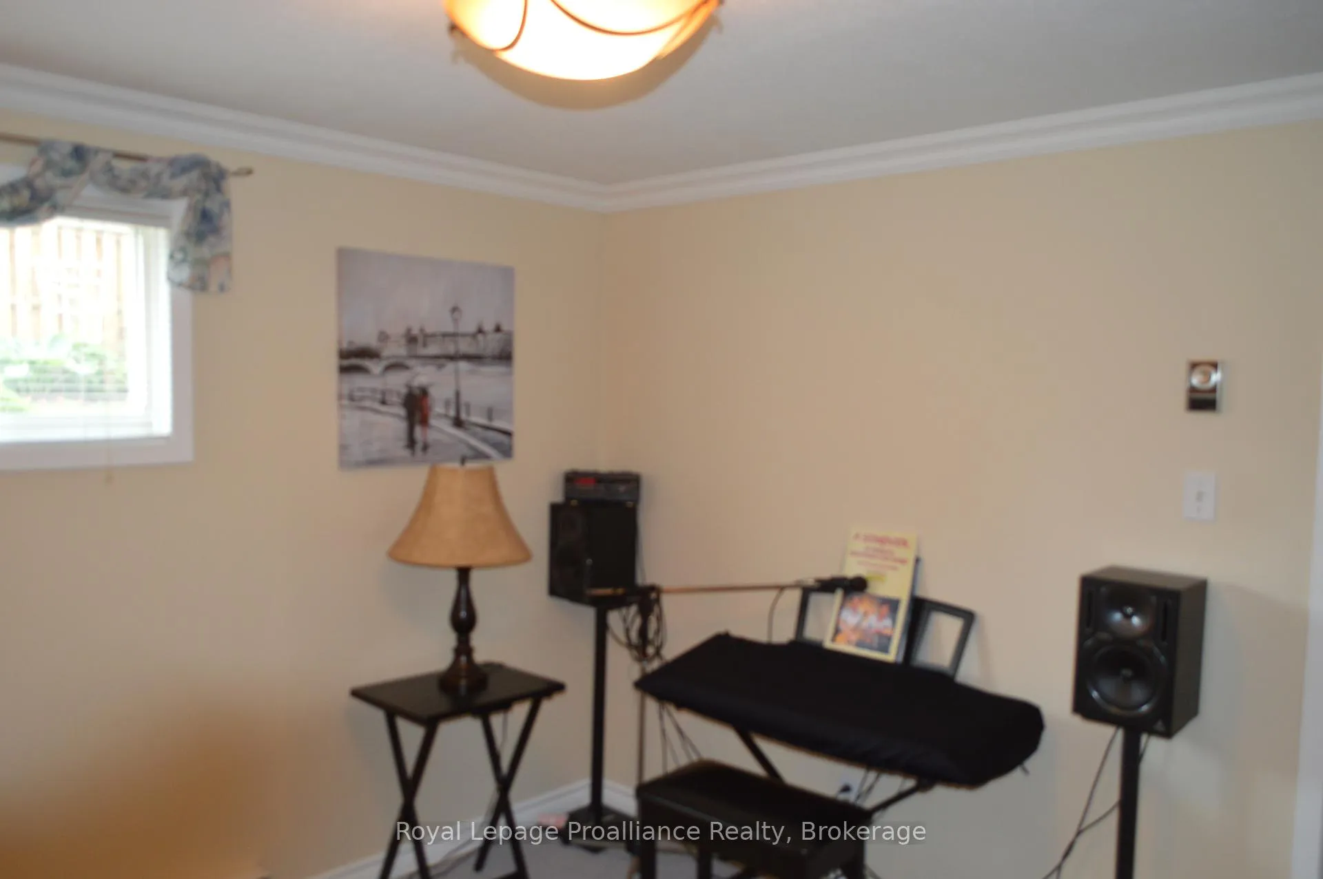 Photo 25 of 9 Austin Street, Quinte West, Trenton Ward — HOMEH
