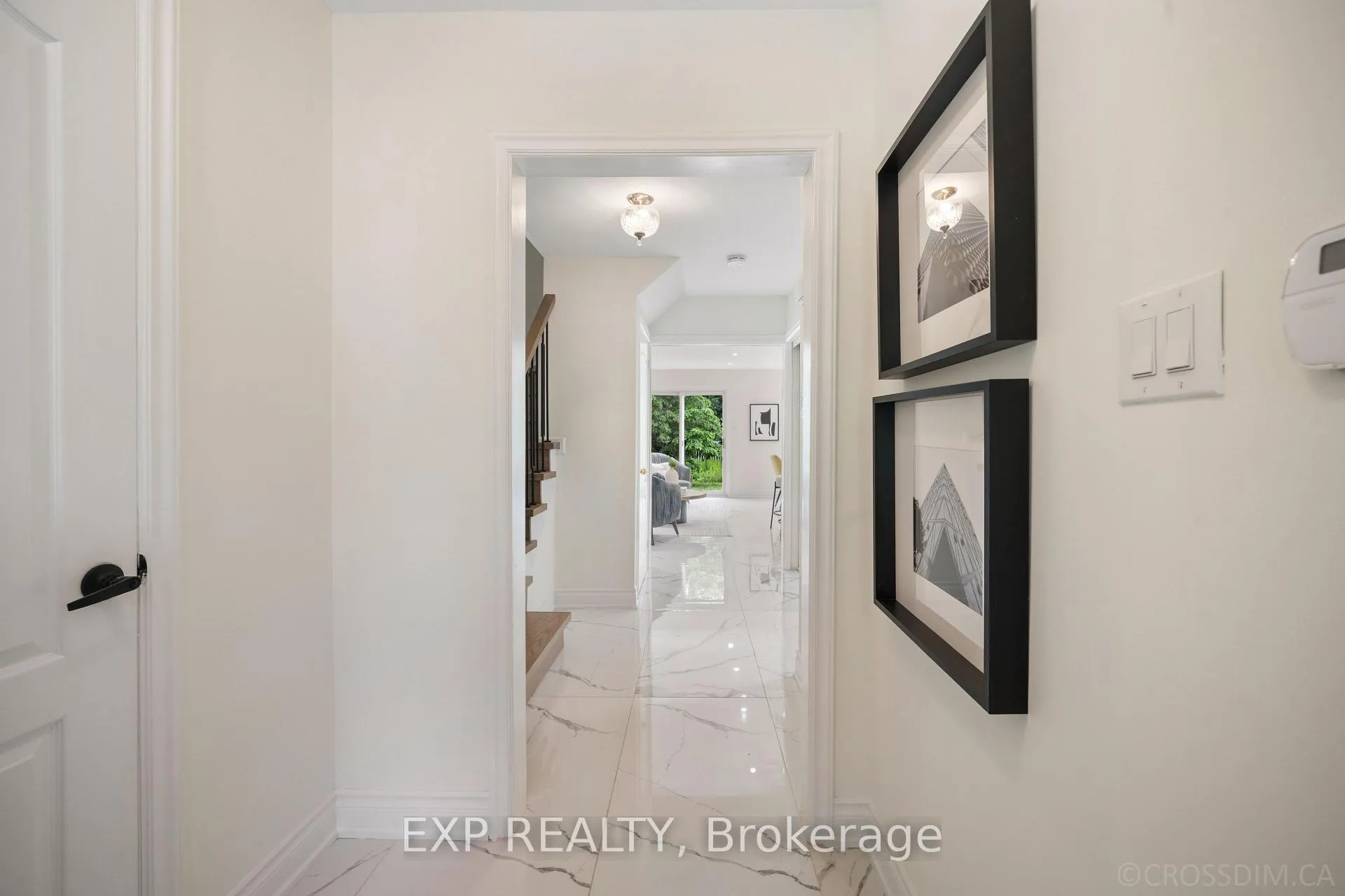 Photo 5 of 144 Snowshoe Crescent, Markham, German Mills — HOMEH