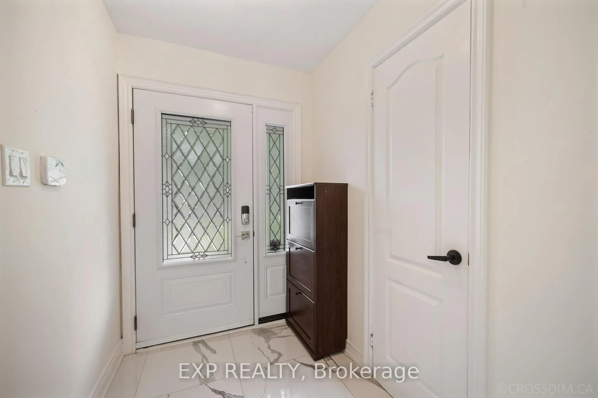Photo 6 of 144 Snowshoe Crescent, Markham, German Mills — HOMEH