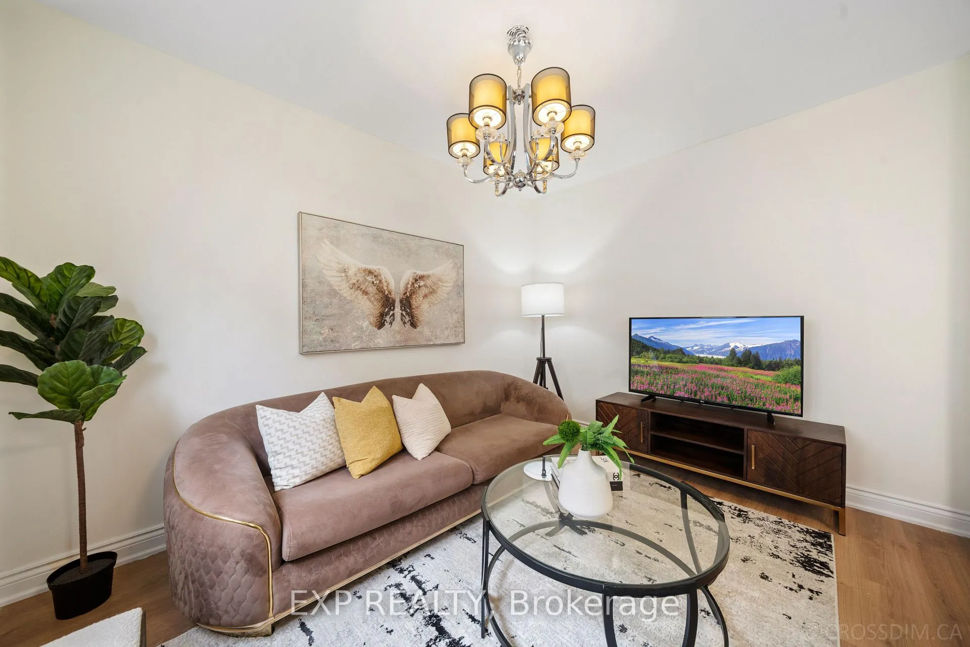 Photo 8 of 144 Snowshoe Crescent, Markham, German Mills — HOMEH