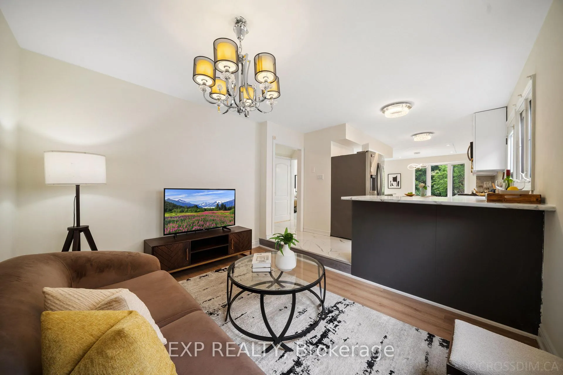 Photo 9 of 144 Snowshoe Crescent, Markham, German Mills — HOMEH