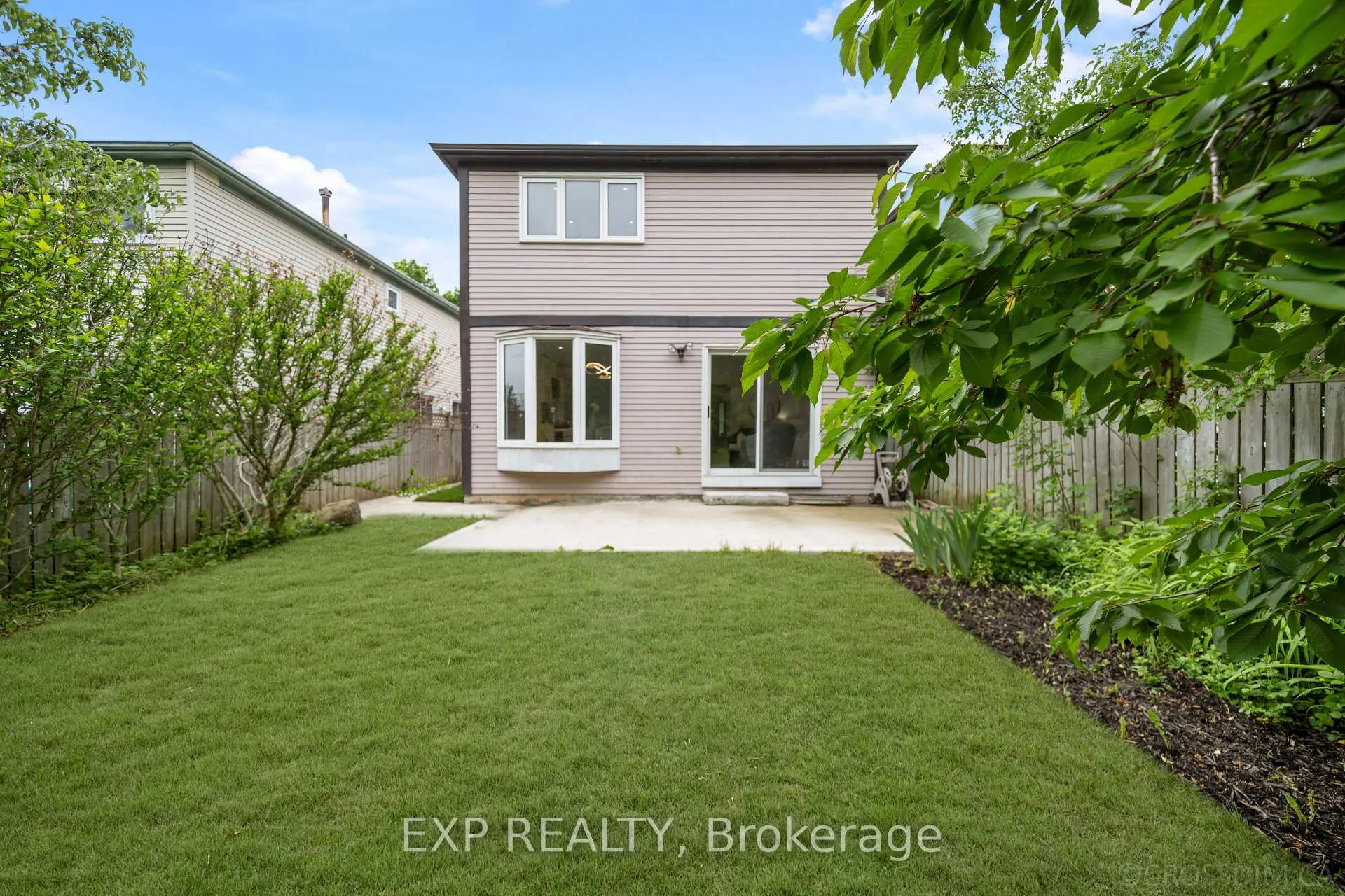 Photo 14 of 144 Snowshoe Crescent, Markham, German Mills — HOMEH