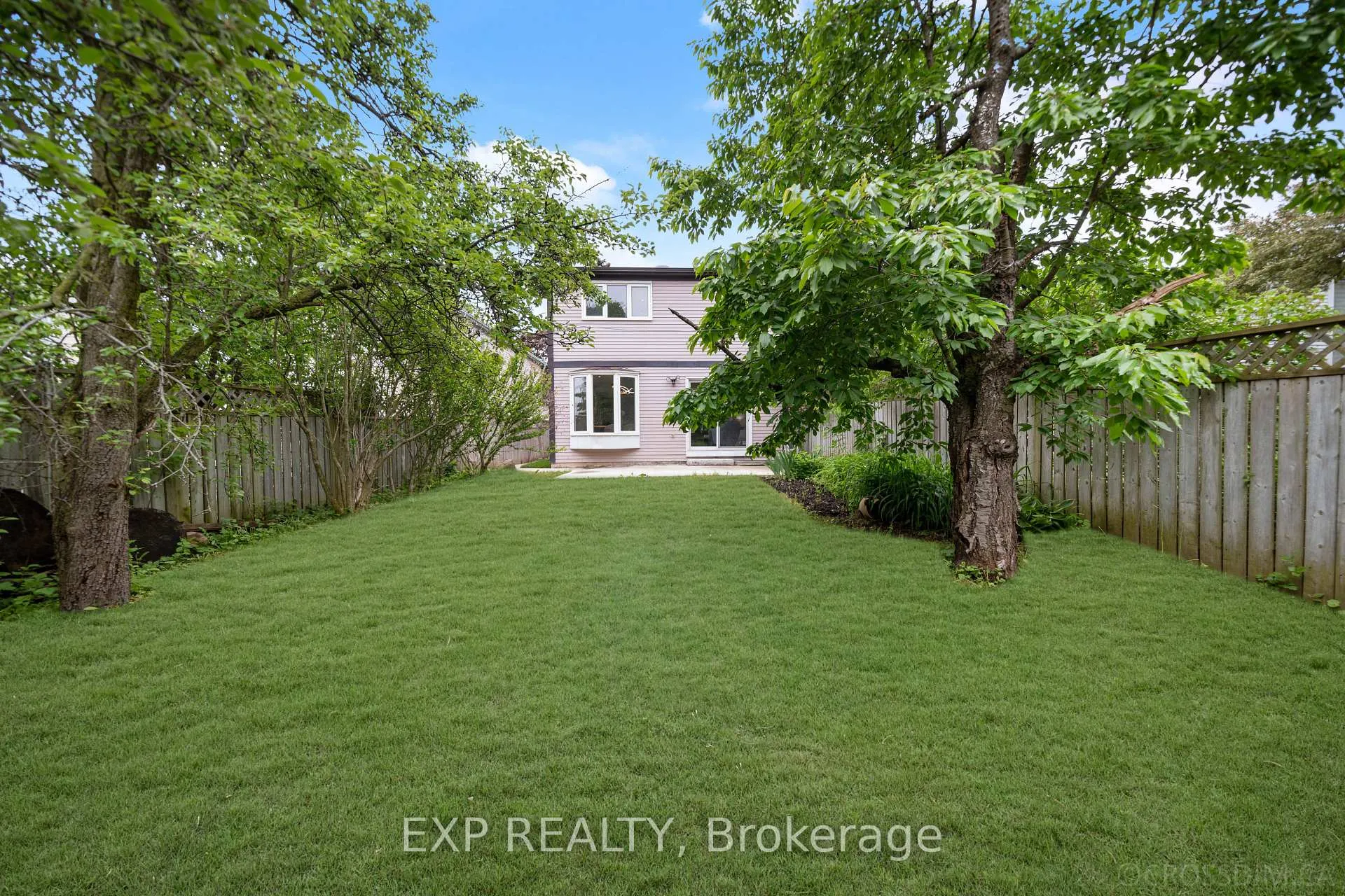 Photo 17 of 144 Snowshoe Crescent, Markham, German Mills — HOMEH