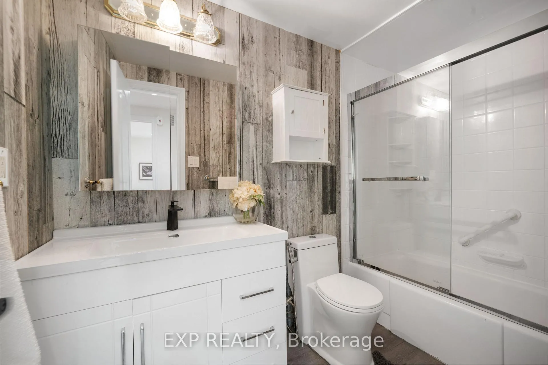 Photo 18 of 144 Snowshoe Crescent, Markham, German Mills — HOMEH