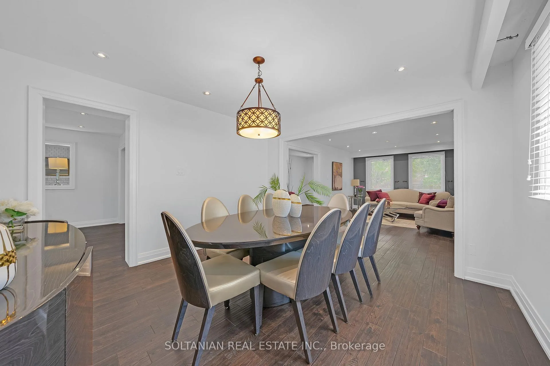 Photo 8 of 12 Dorian Place, Vaughan, Uplands — HOMEH