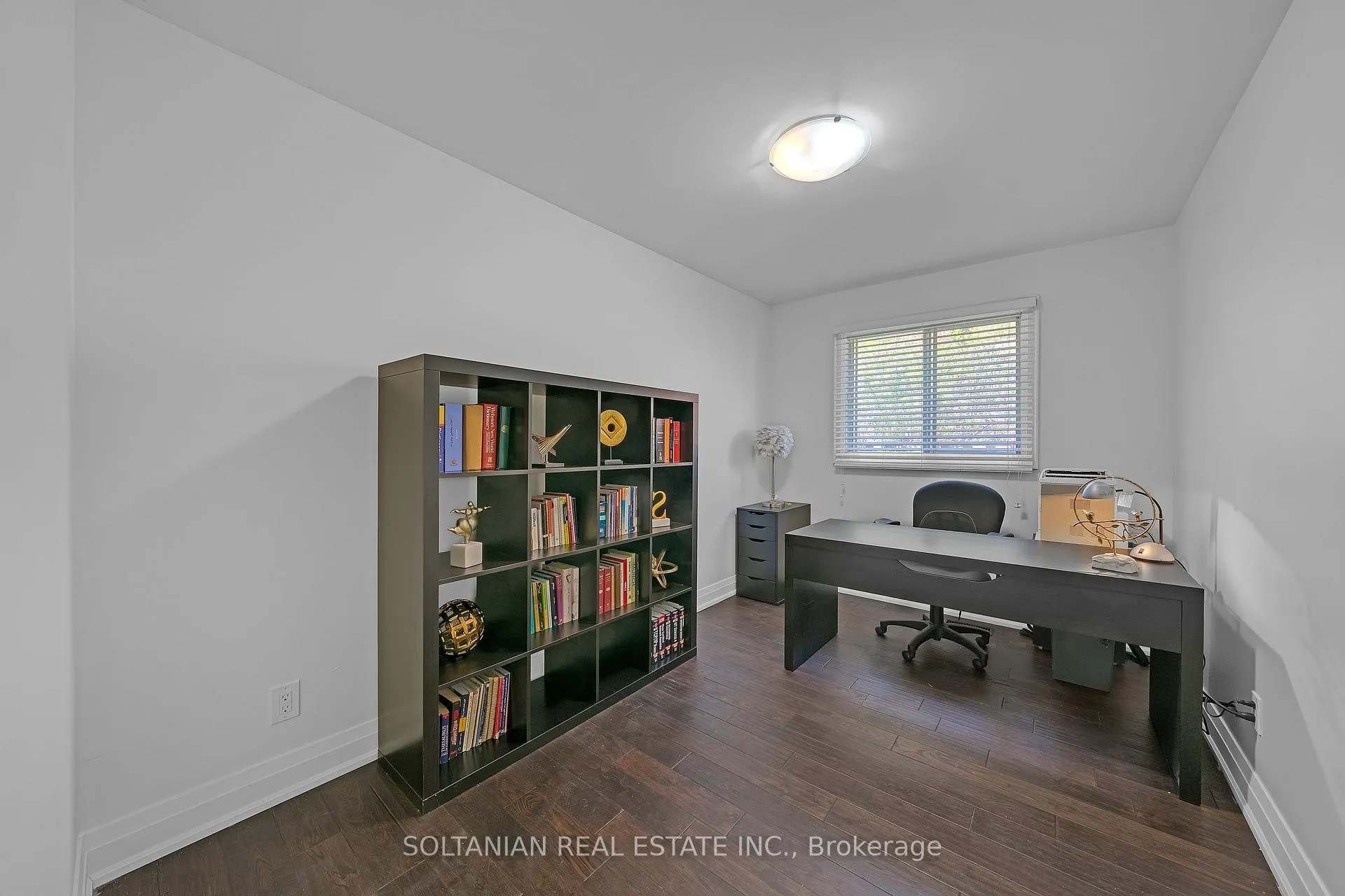 Photo 13 of 12 Dorian Place, Vaughan, Uplands — HOMEH