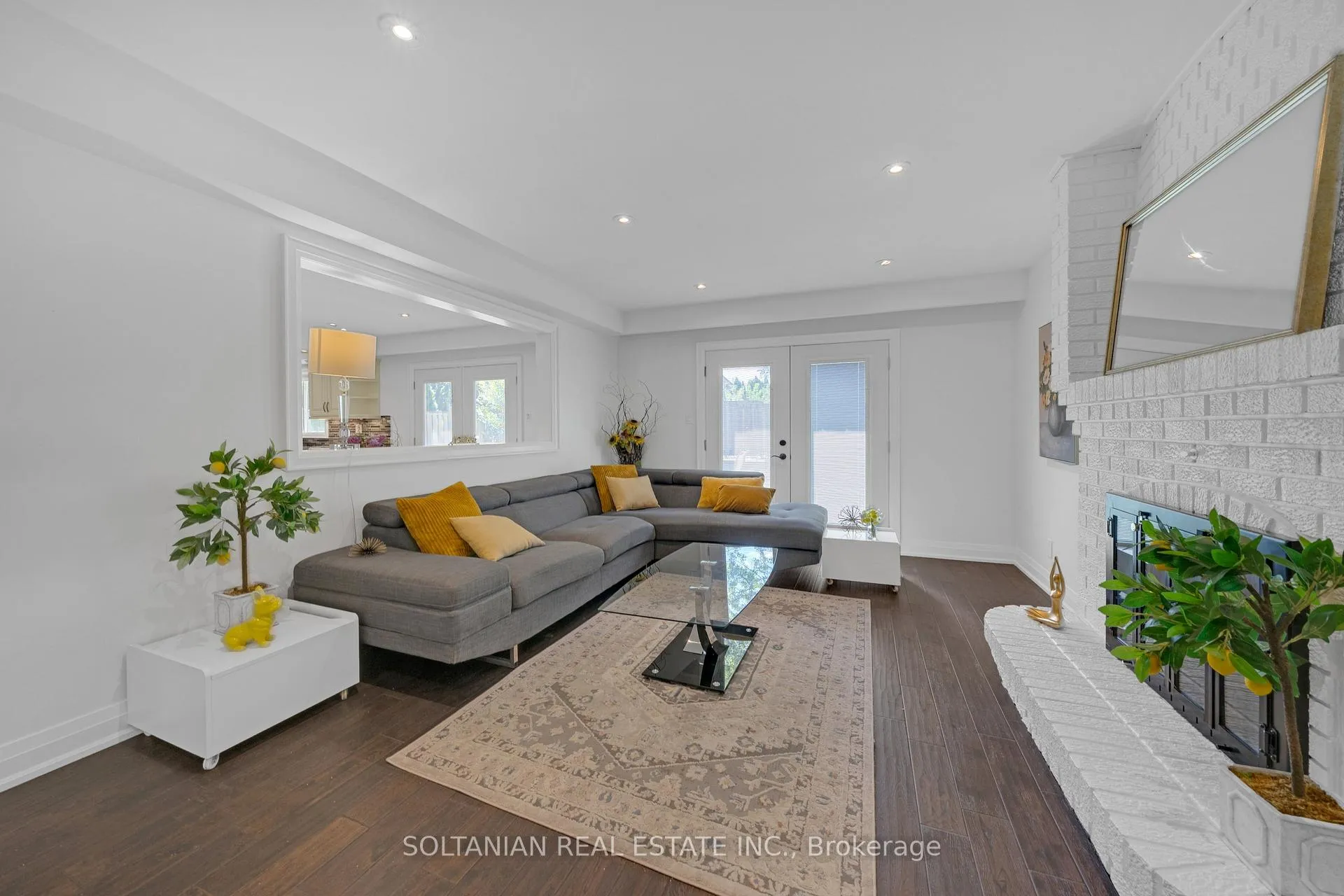 Photo 15 of 12 Dorian Place, Vaughan, Uplands — HOMEH