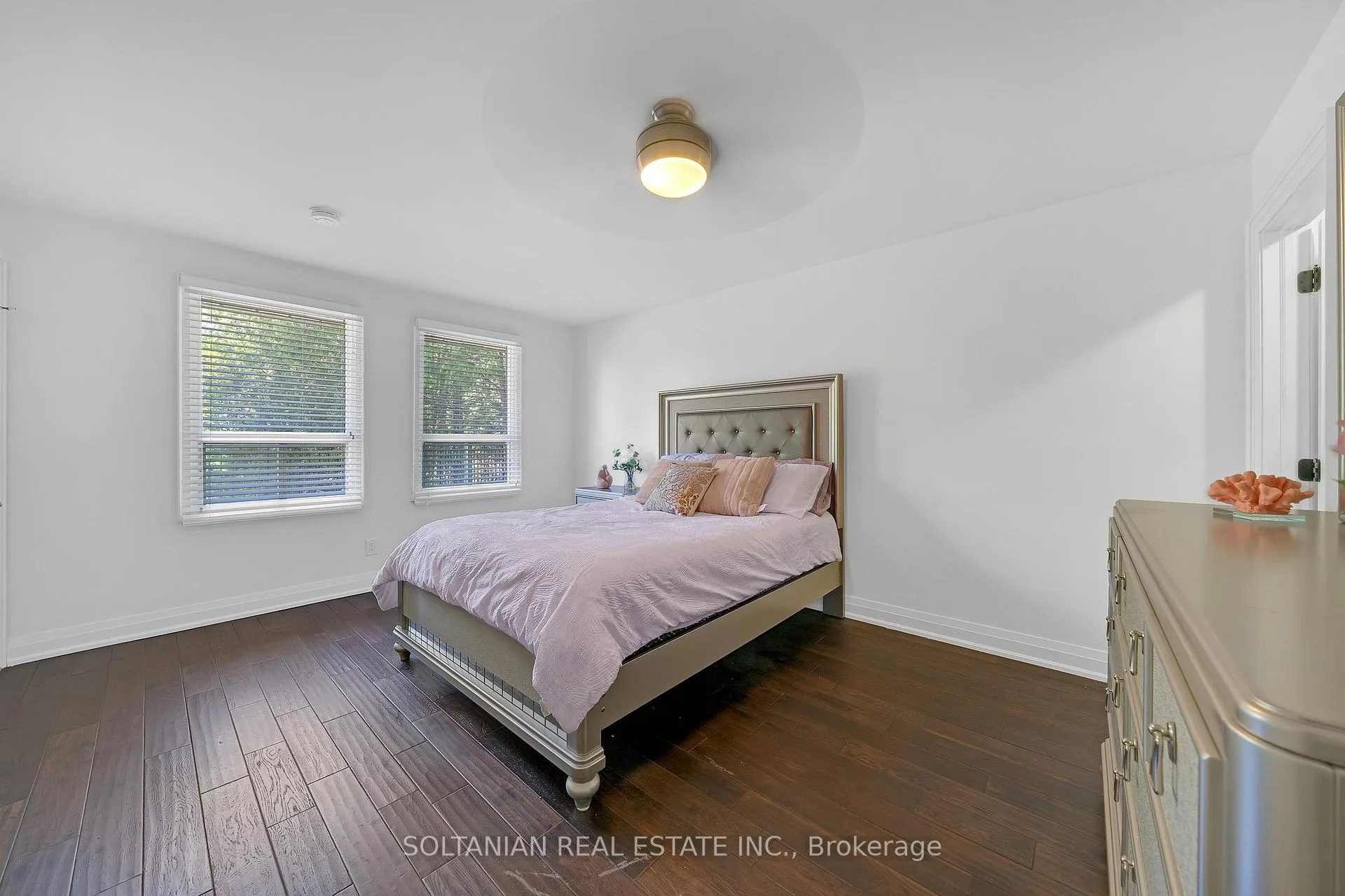 Photo 20 of 12 Dorian Place, Vaughan, Uplands — HOMEH