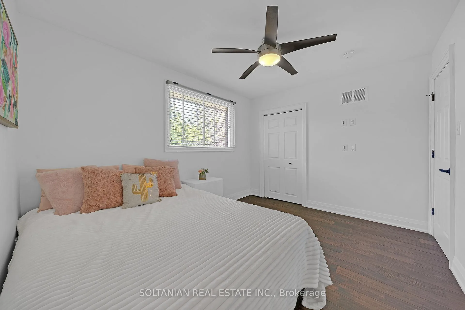 Photo 25 of 12 Dorian Place, Vaughan, Uplands — HOMEH