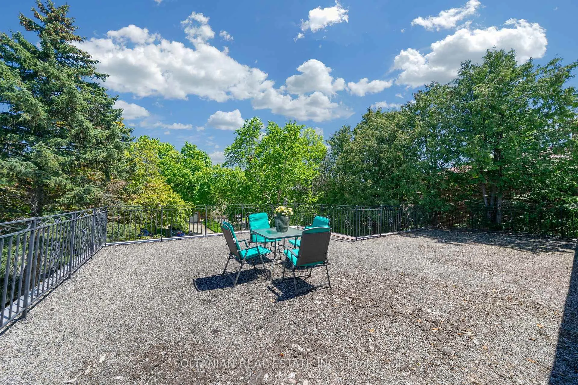 Photo 32 of 12 Dorian Place, Vaughan, Uplands — HOMEH