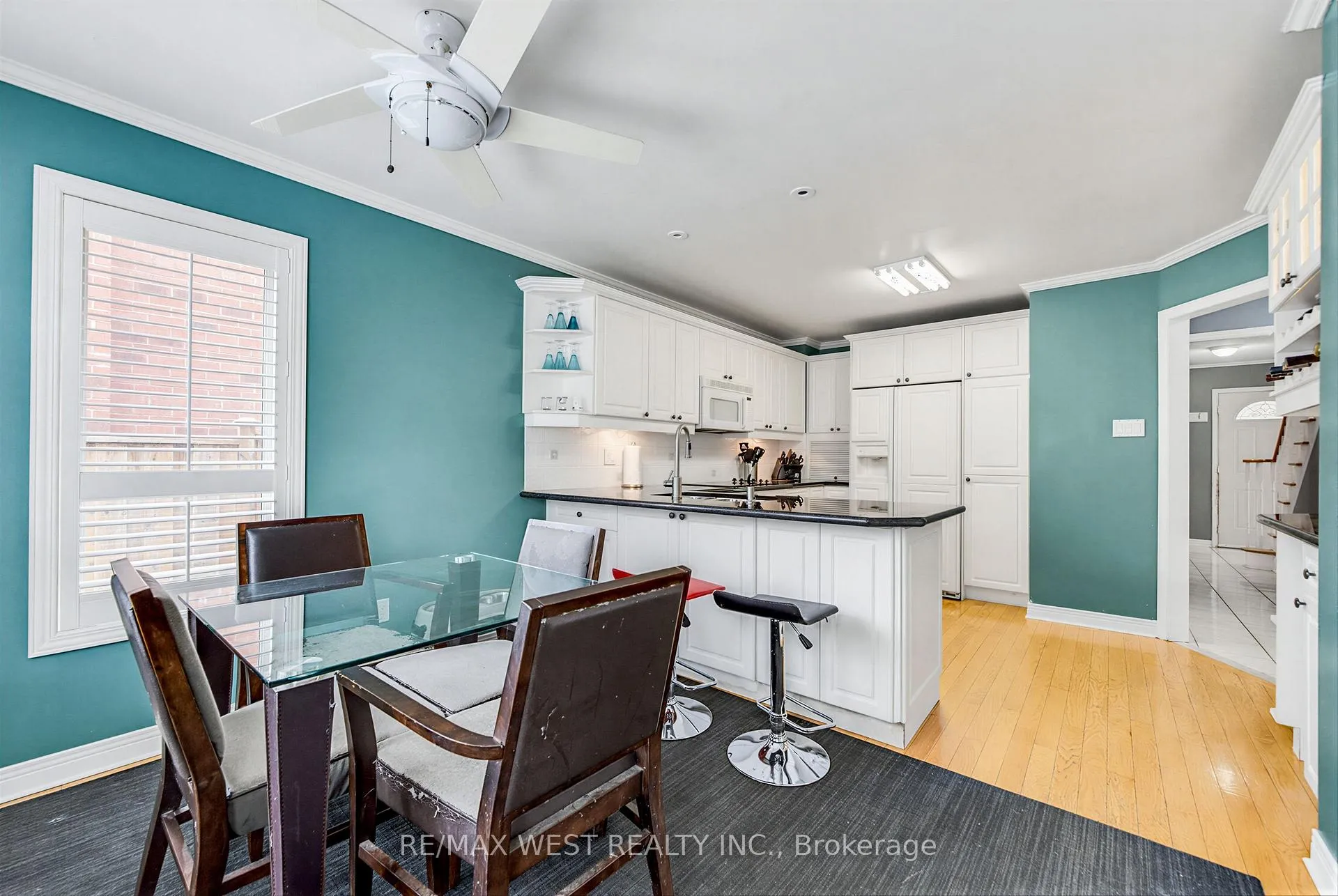 Photo 4 of 6 Hawkins Crescent, Ajax, South West — HOMEH
