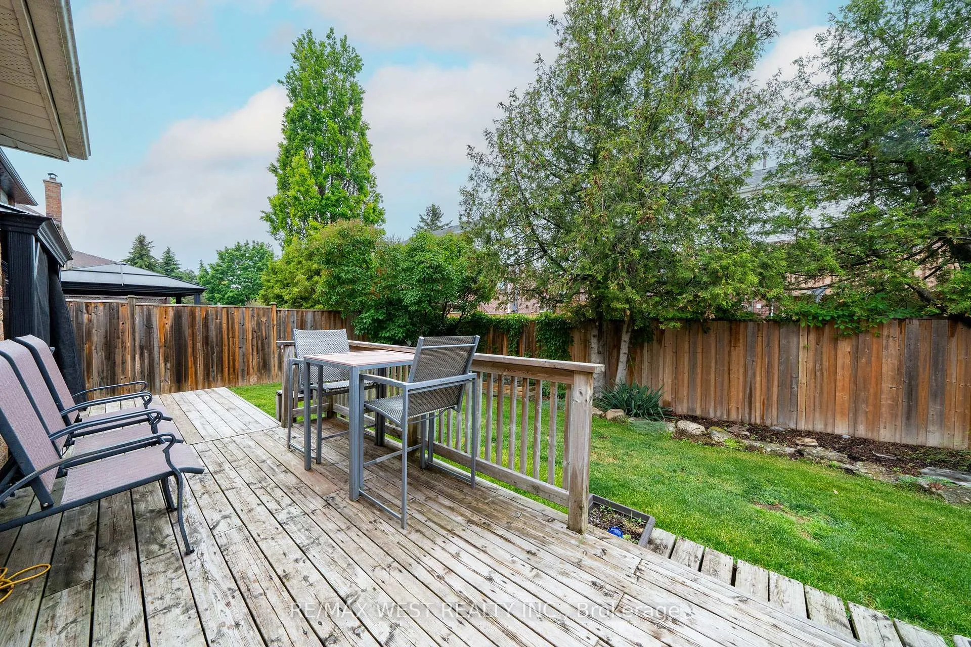 Photo 14 of 6 Hawkins Crescent, Ajax, South West — HOMEH