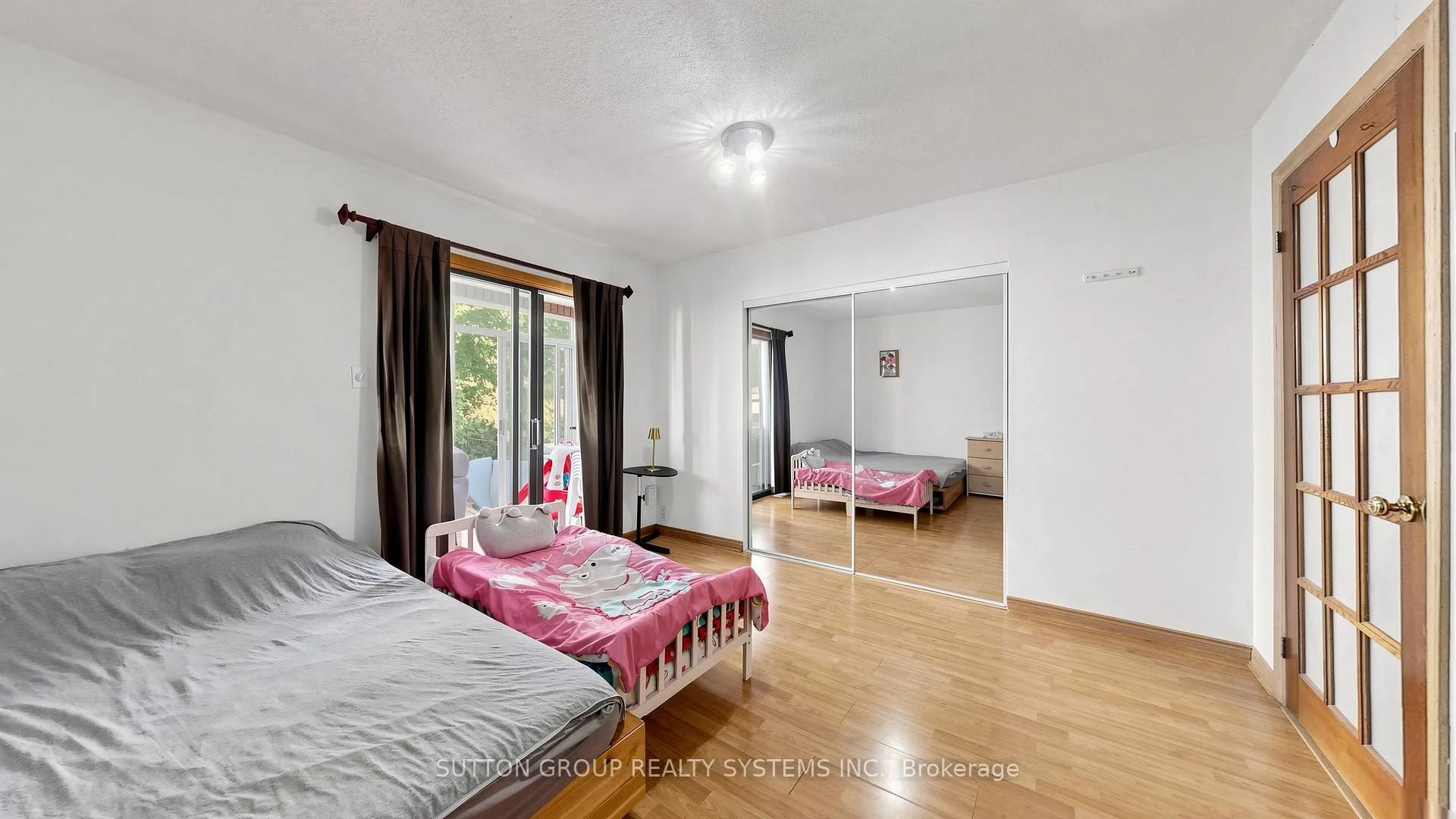 Photo 8 of 289D Bartlett Avenue, Toronto, Dovercourt-Wallace Emerson-Junction — HOMEH