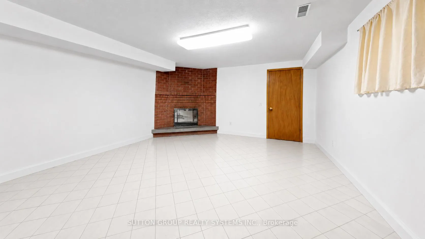 Photo 15 of 289D Bartlett Avenue, Toronto, Dovercourt-Wallace Emerson-Junction — HOMEH