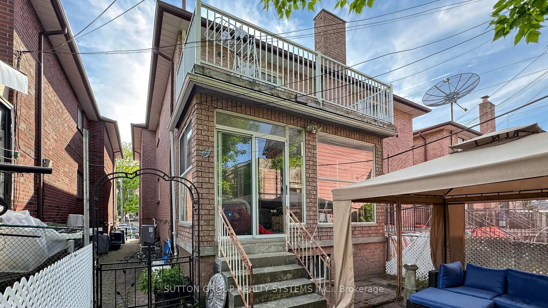 Photo 21 of 289D Bartlett Avenue, Toronto, Dovercourt-Wallace Emerson-Junction — HOMEH