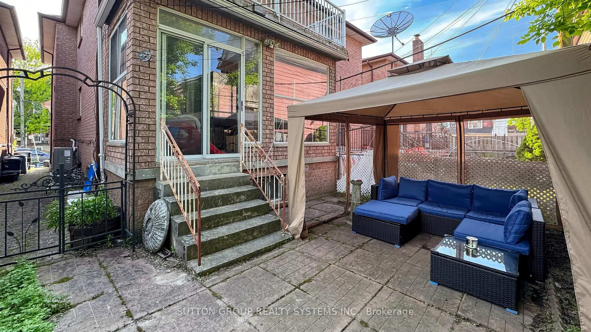 Photo 22 of 289D Bartlett Avenue, Toronto, Dovercourt-Wallace Emerson-Junction — HOMEH