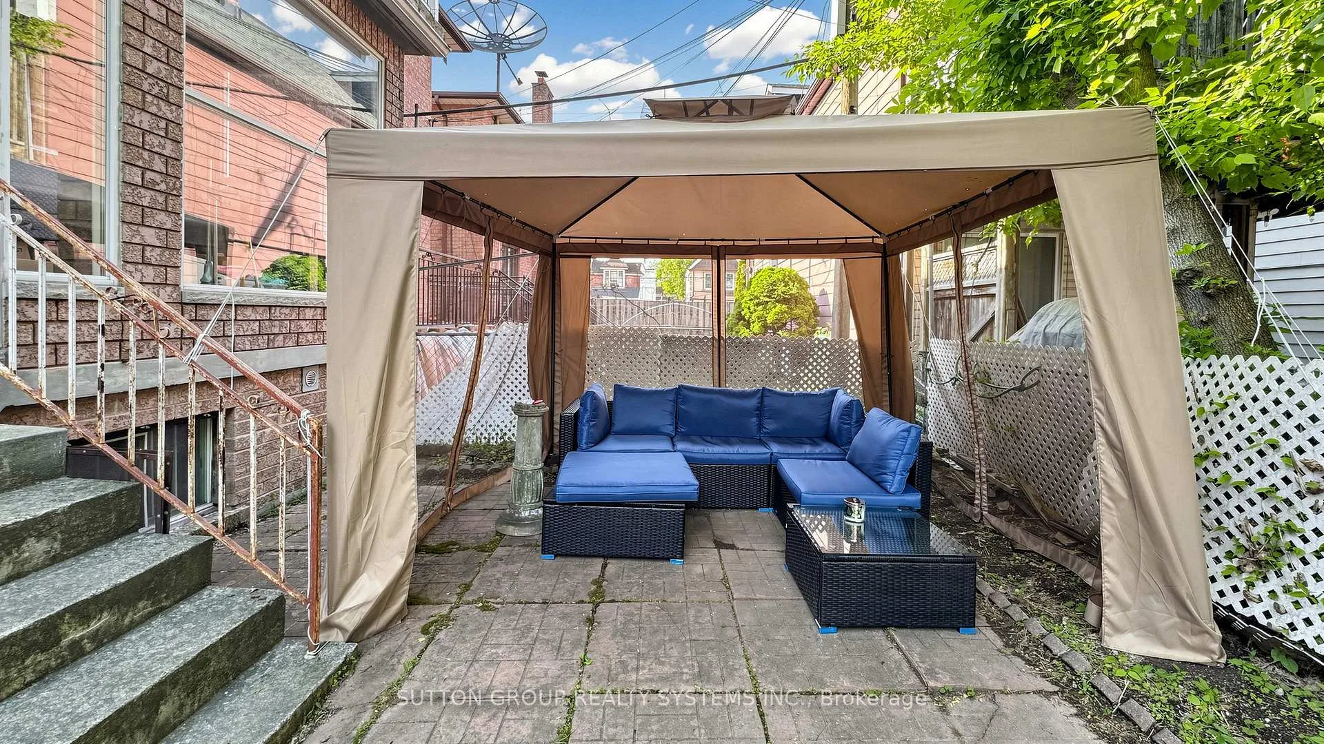 Photo 23 of 289D Bartlett Avenue, Toronto, Dovercourt-Wallace Emerson-Junction — HOMEH