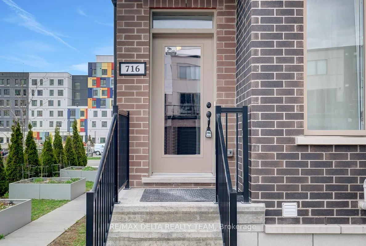 Photo 3 of Unit 11, 716 Kizis Private, Ottawa, CFB Rockcliffe and Area — HOMEH