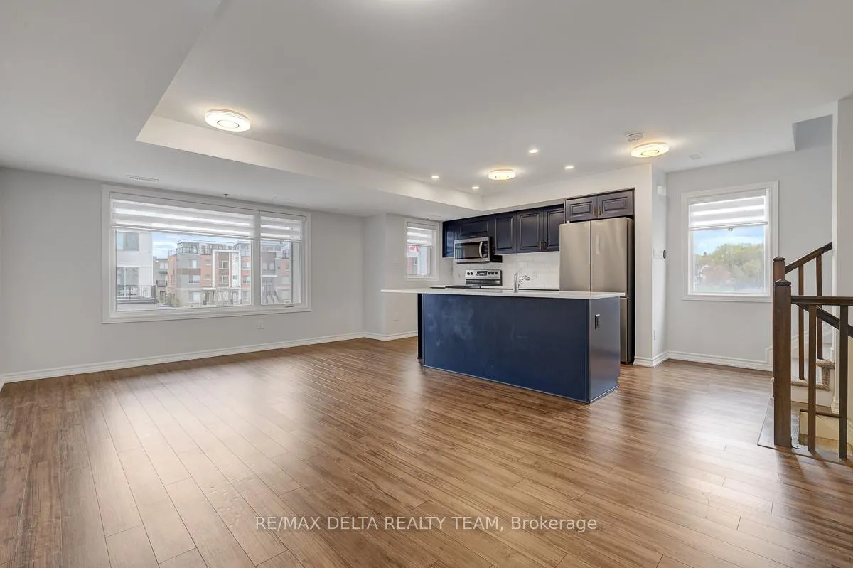 Photo 11 of Unit 11, 716 Kizis Private, Ottawa, CFB Rockcliffe and Area — HOMEH