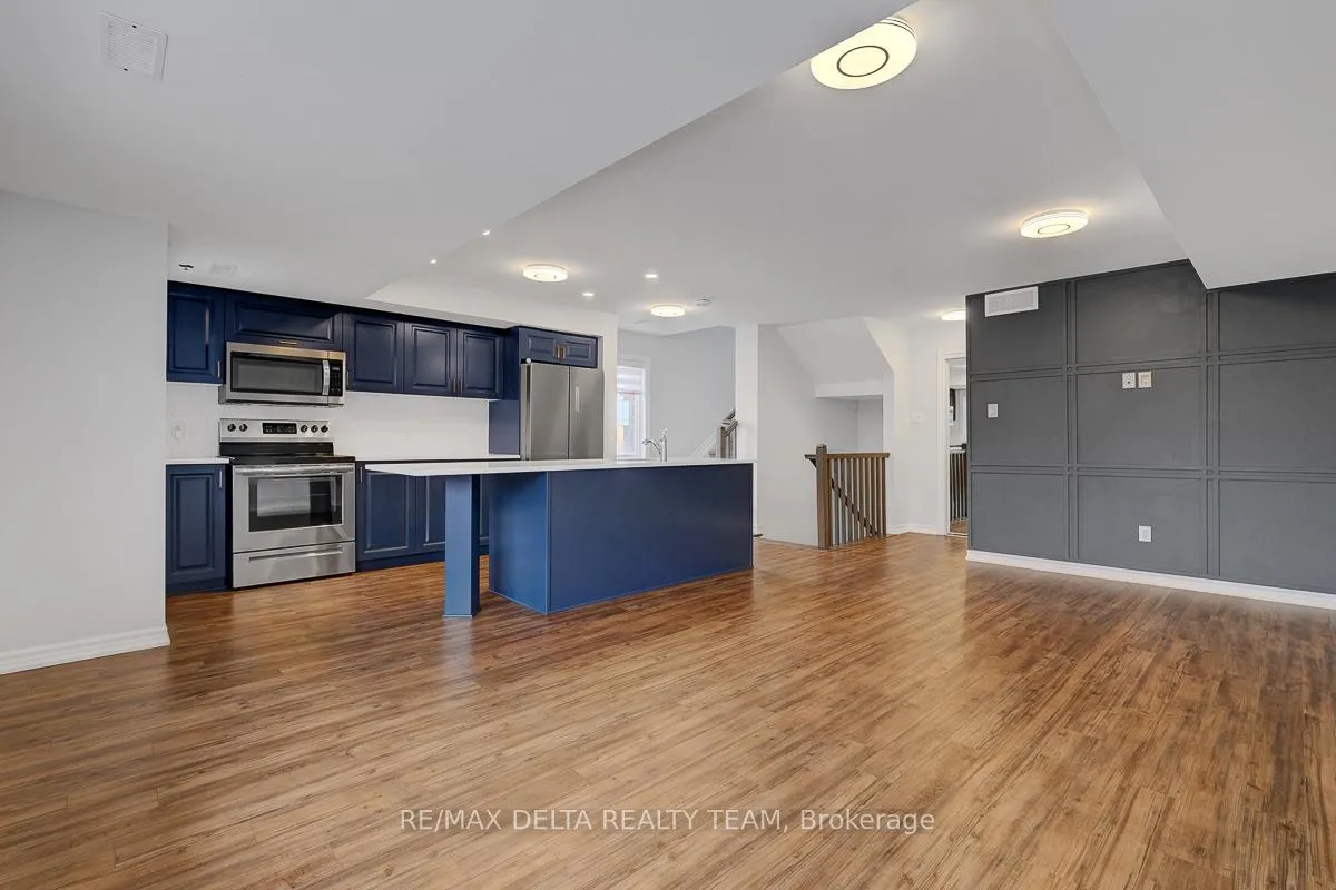 Photo 15 of Unit 11, 716 Kizis Private, Ottawa, CFB Rockcliffe and Area — HOMEH