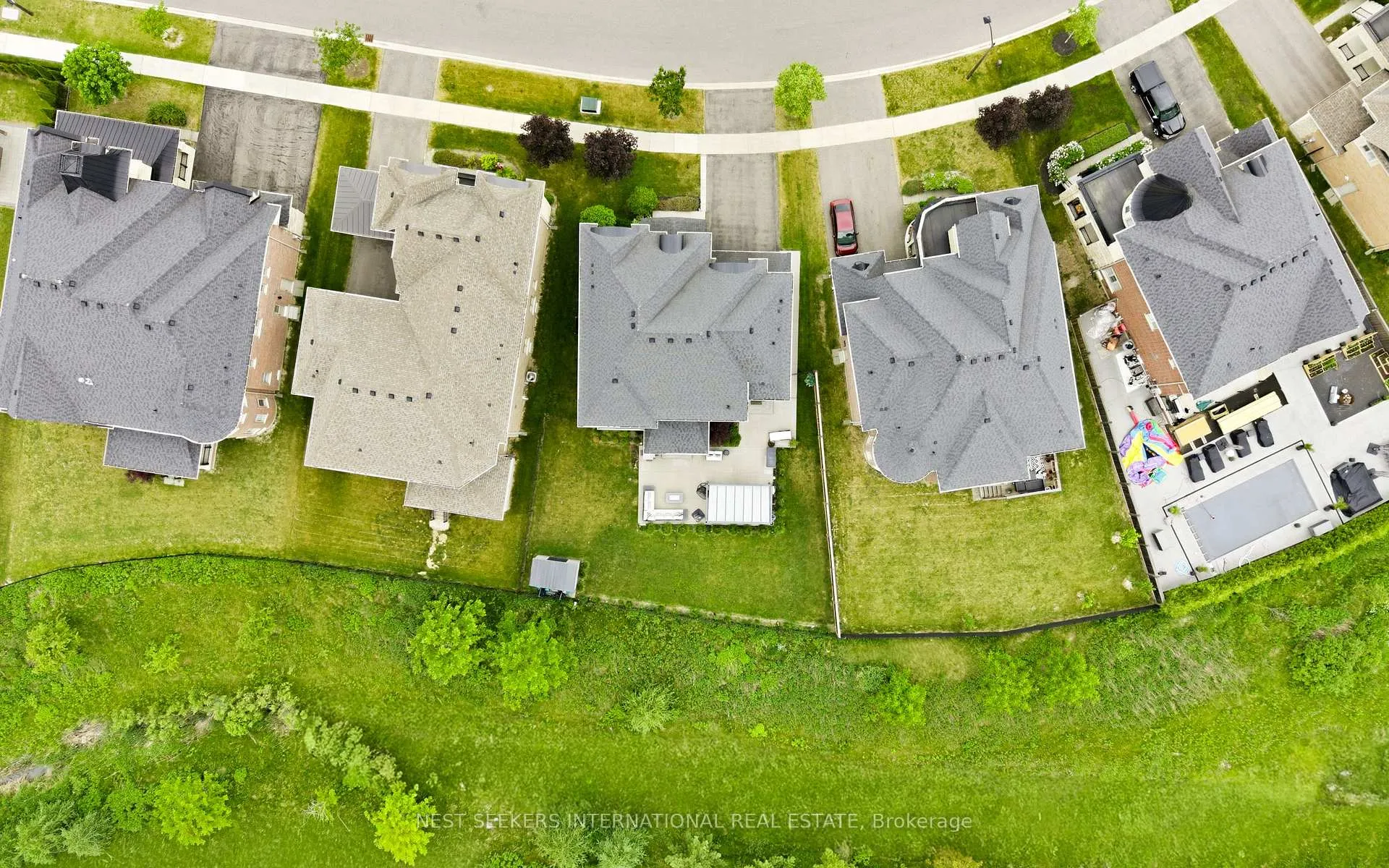 Photo 36 of 9 Larkin Avenue, King, Nobleton — HOMEH