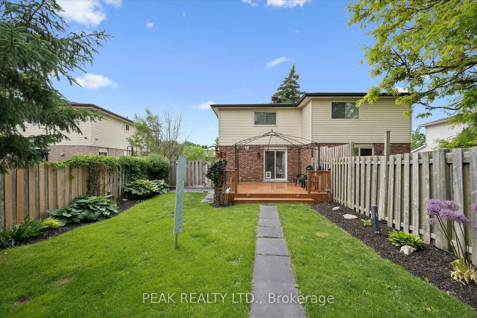 Photo 38 of Unit B, 694 Highpoint Avenue, Waterloo — HOMEH
