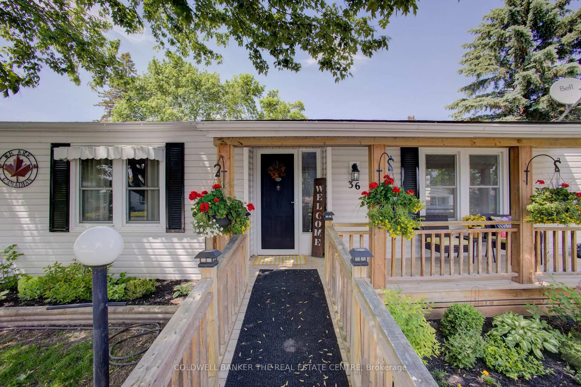 Photo 5 of 36 Linden Lane, Innisfil, Rural Innisfil — HOMEH