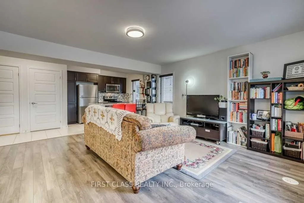 Photo 12 of 629 Laking Terrace, Milton, Clarke — HOMEH