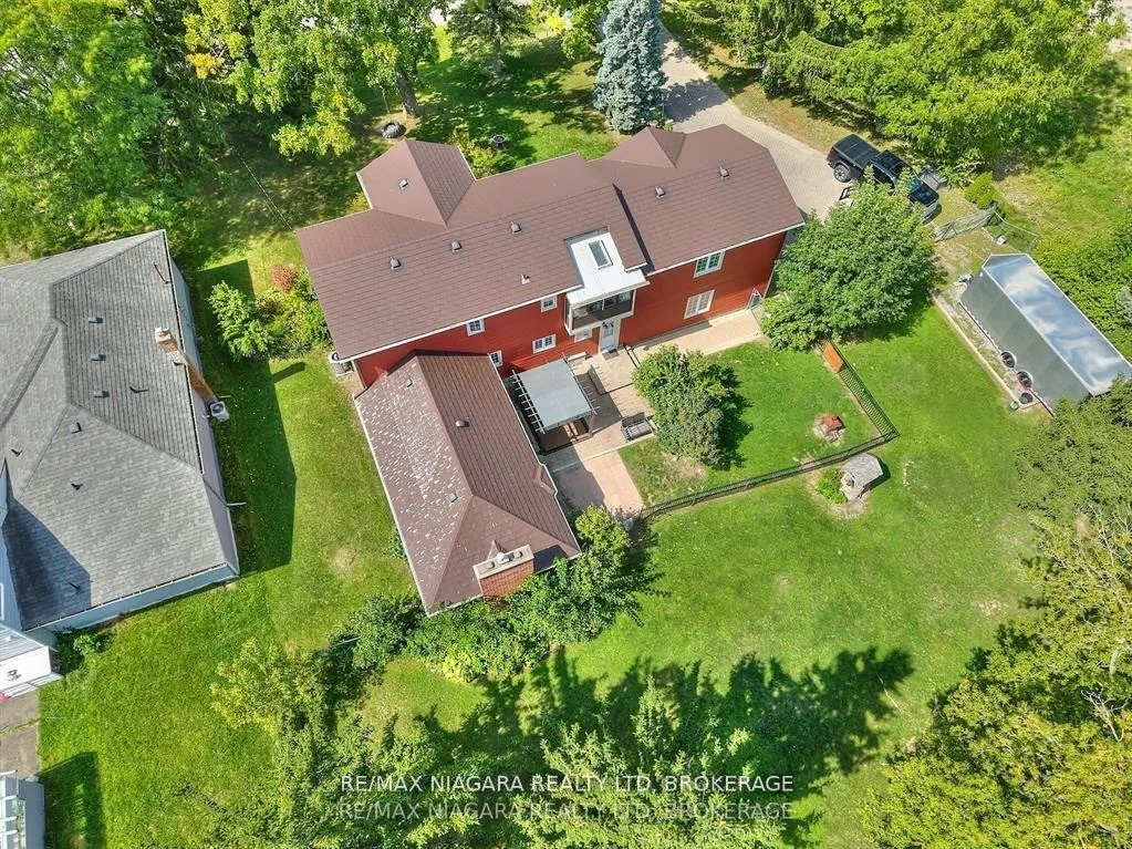 Photo 1 of 7060 Garner Road, Niagara Falls, Forestview — HOMEH