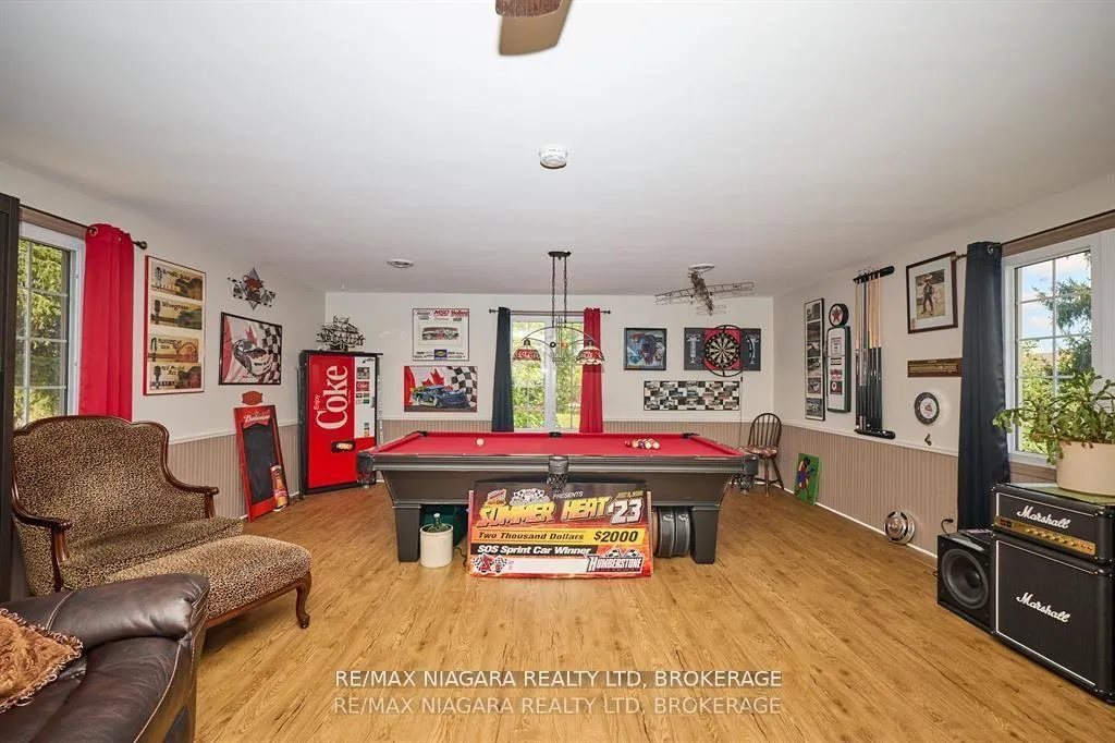 Photo 24 of 7060 Garner Road, Niagara Falls, Forestview — HOMEH